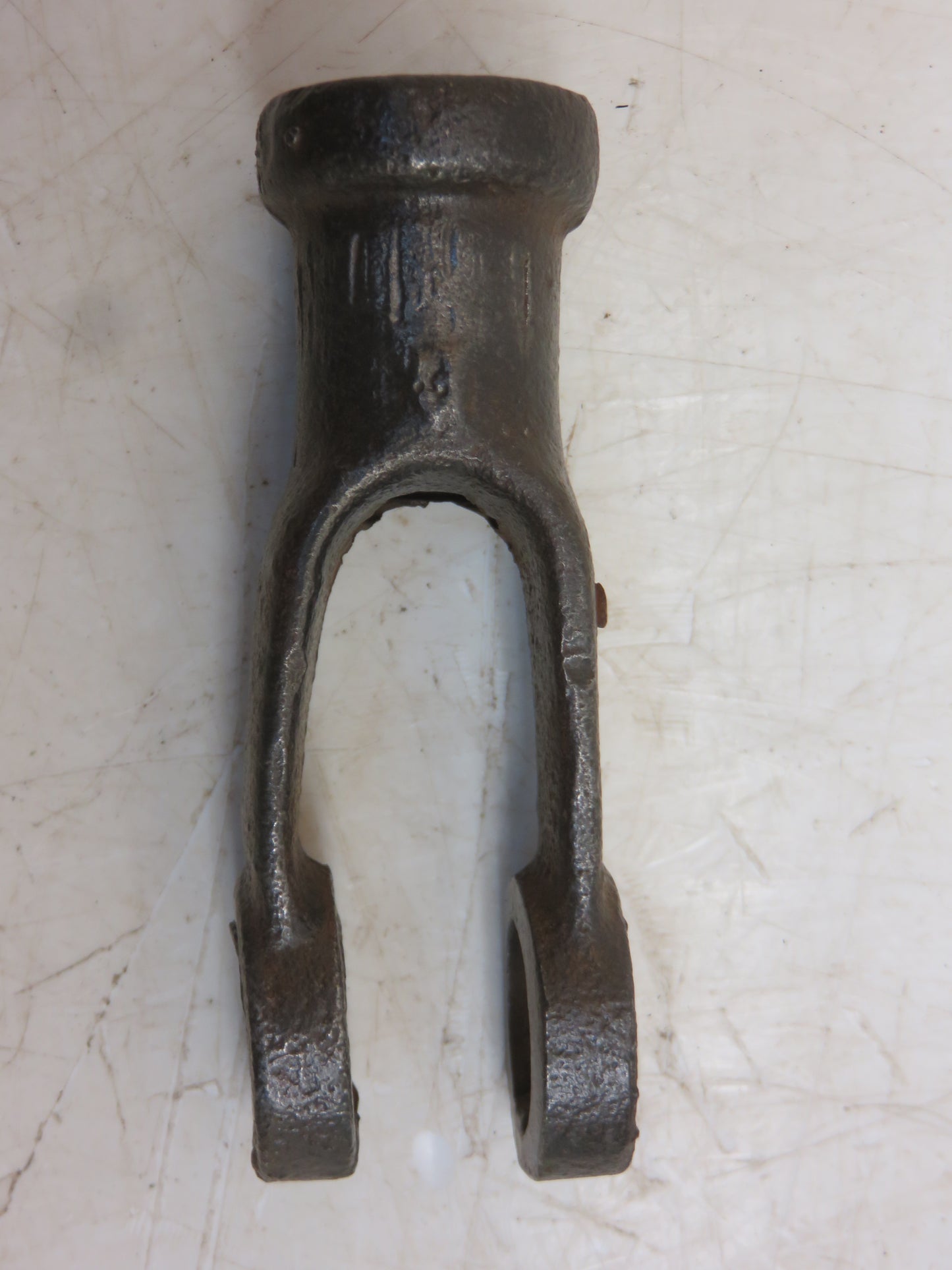 D393R John Deere Clutch Operating Rod Yoke For A, D, G, GP, R, 60, 70, 80, 620, 720, 820