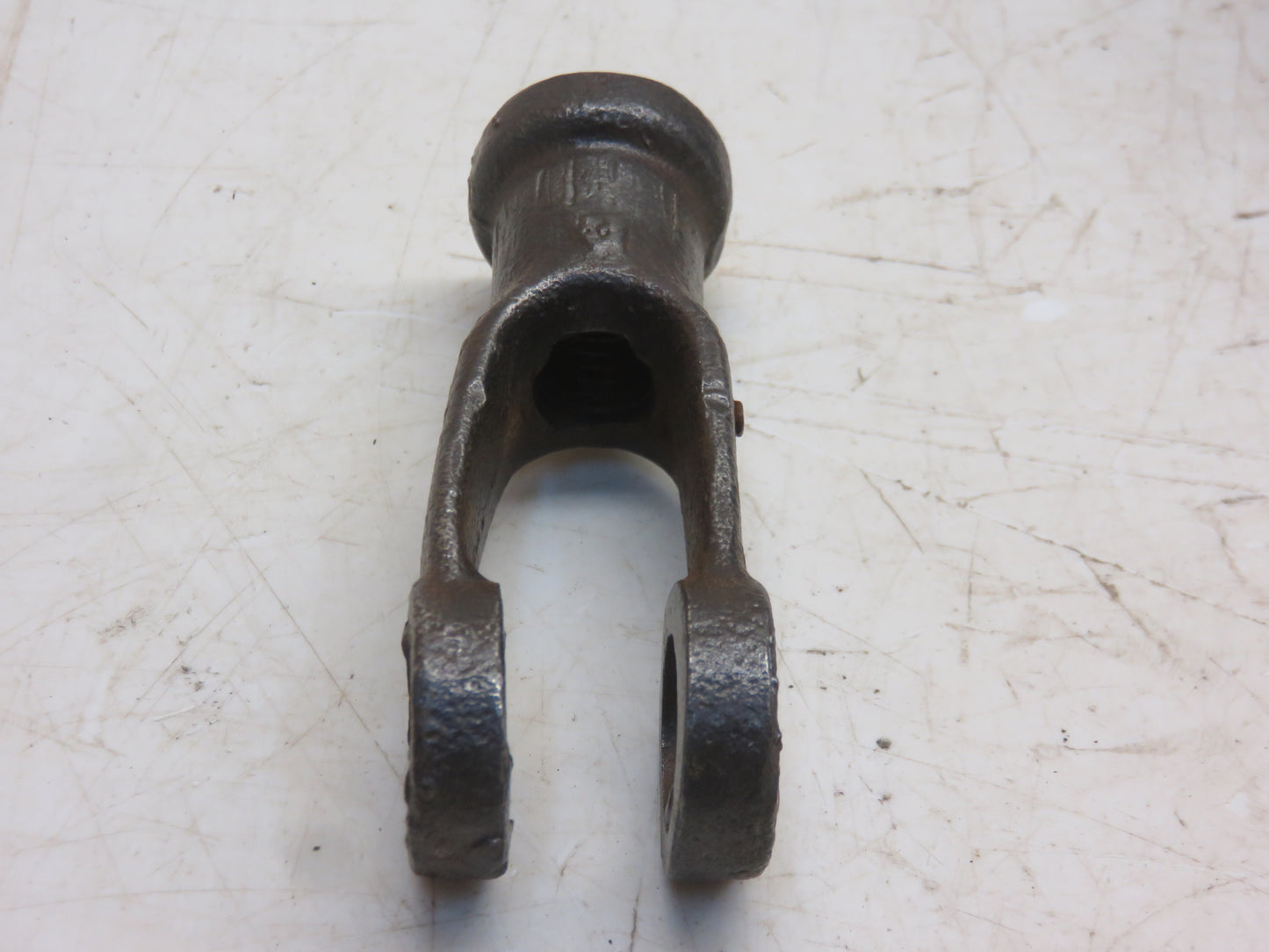 D393R John Deere Clutch Operating Rod Yoke For A, D, G, GP, R, 60, 70, 80, 620, 720, 820