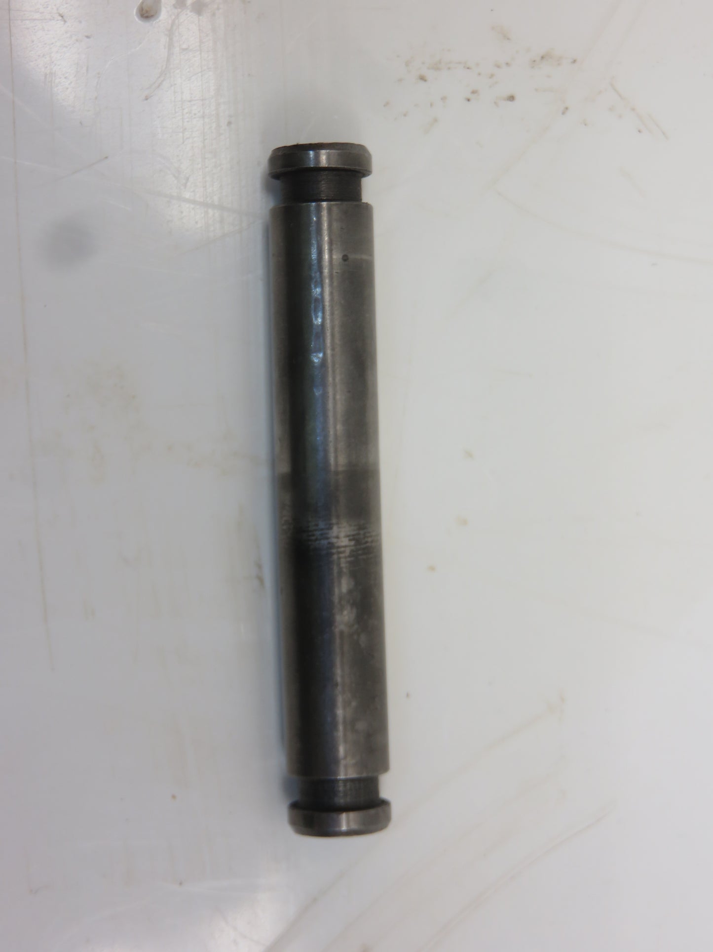 F2660R John Deere Rockshaft Operating Lever Pivot Pin For 620, 720, 630, 730