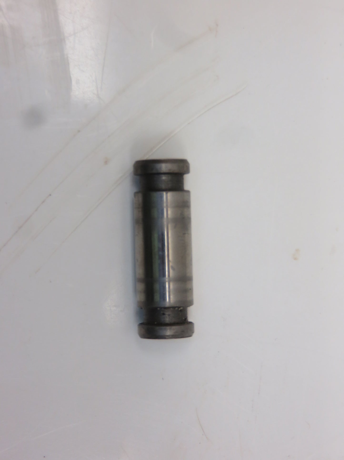 F2654R John Deere Rockshaft Linkage Pivot Pin For 520, 620, 720, 530, 630, 730
