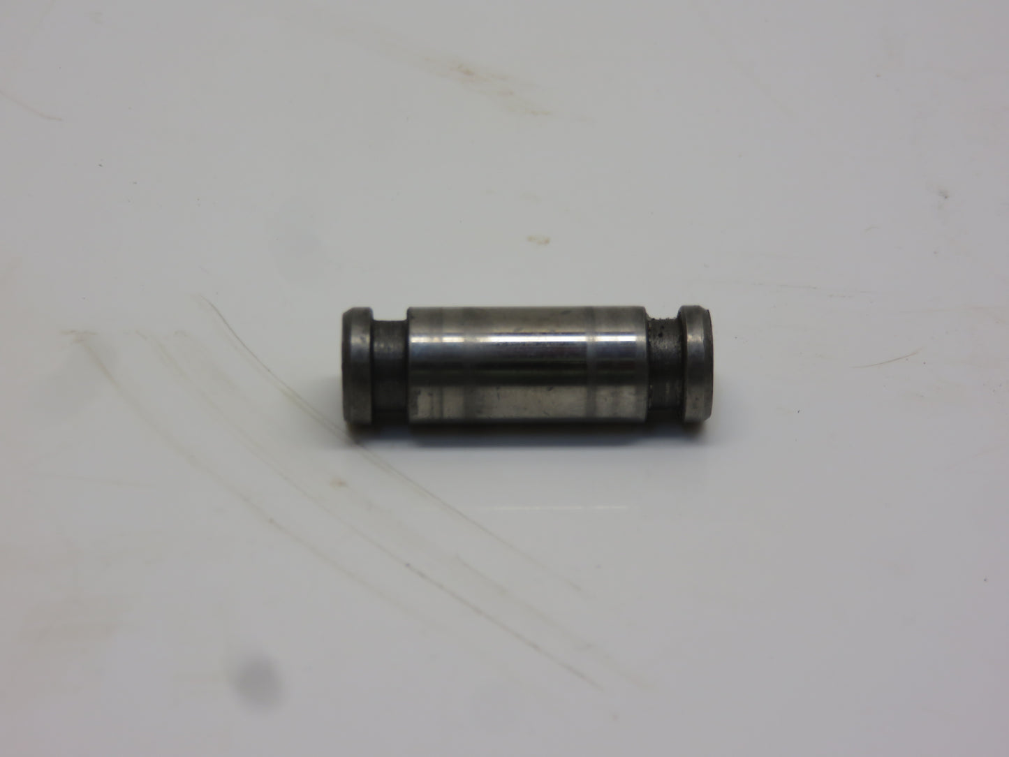 F2654R John Deere Rockshaft Linkage Pivot Pin For 520, 620, 720, 530, 630, 730