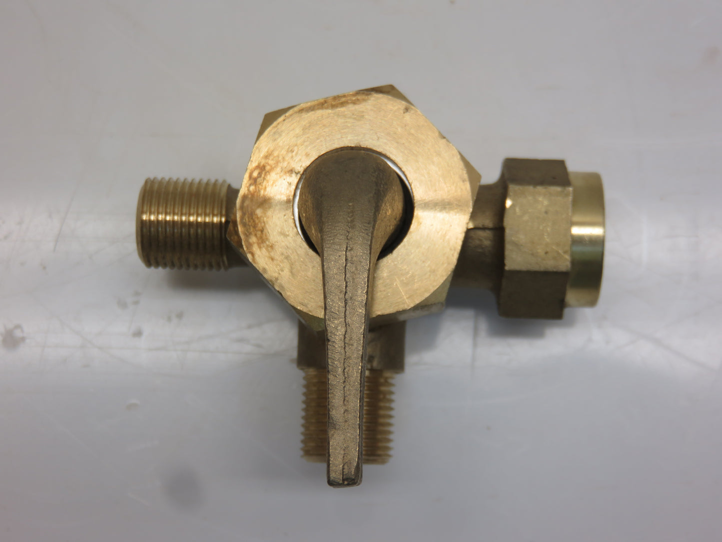 AD680R John Deere 3 Way Valve For A, B, D, GP, GPWT, GPO