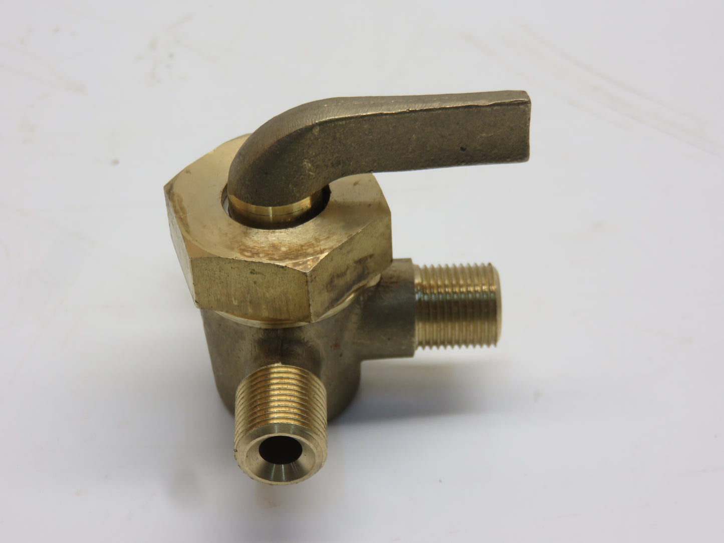 AD680R John Deere 3 Way Valve For A, B, D, GP, GPWT, GPO