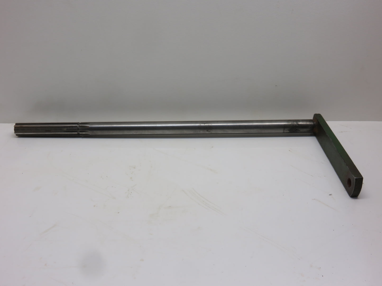 AR20552R John Deere Rockshaft Control Shaft With Arm For 630, 730