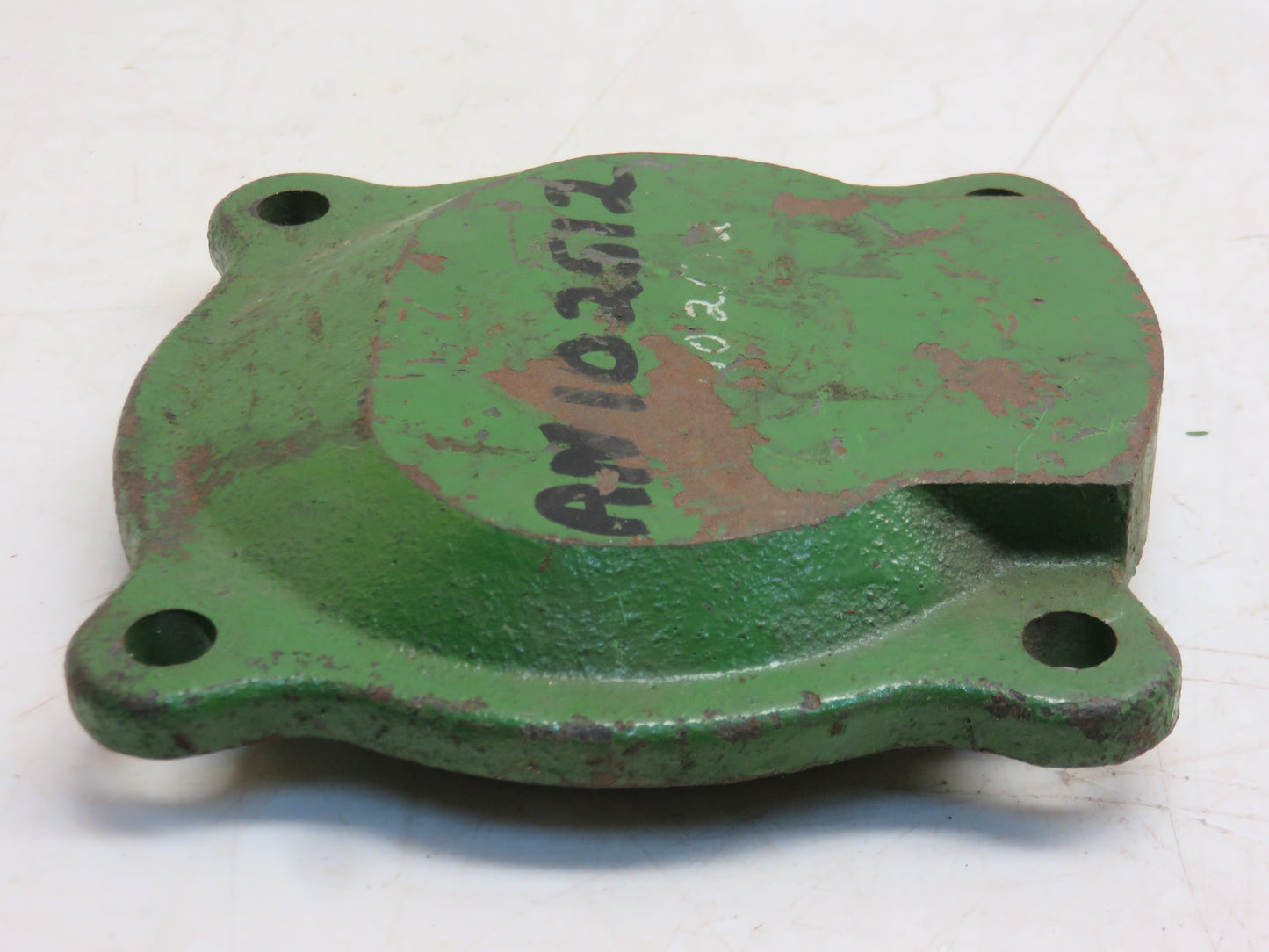 AN102512 John Deere NOS Row Unit Gathering Gear Bearing And Cap For 443, 444