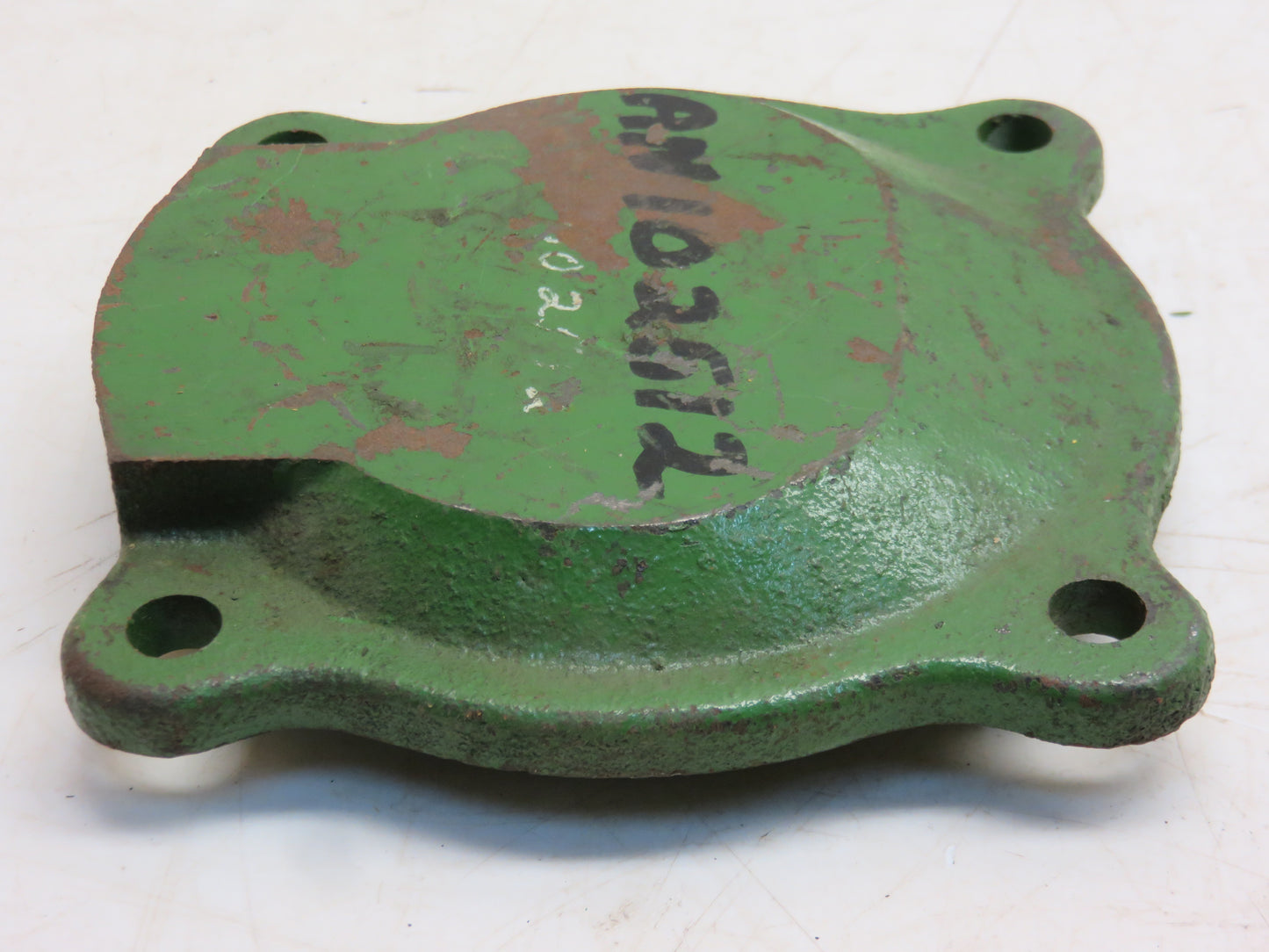 AN102512 John Deere NOS Row Unit Gathering Gear Bearing And Cap For 443, 444