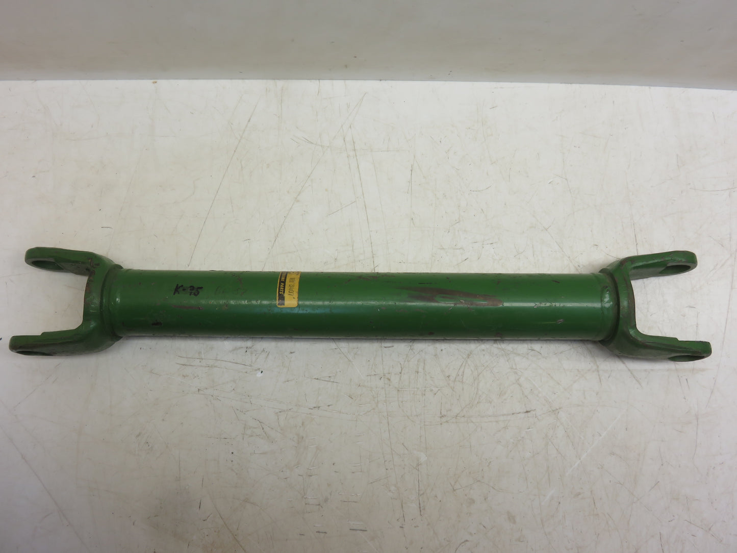 AM3407E John Deere NOS PTO Yoke And Tube For 14T Baler