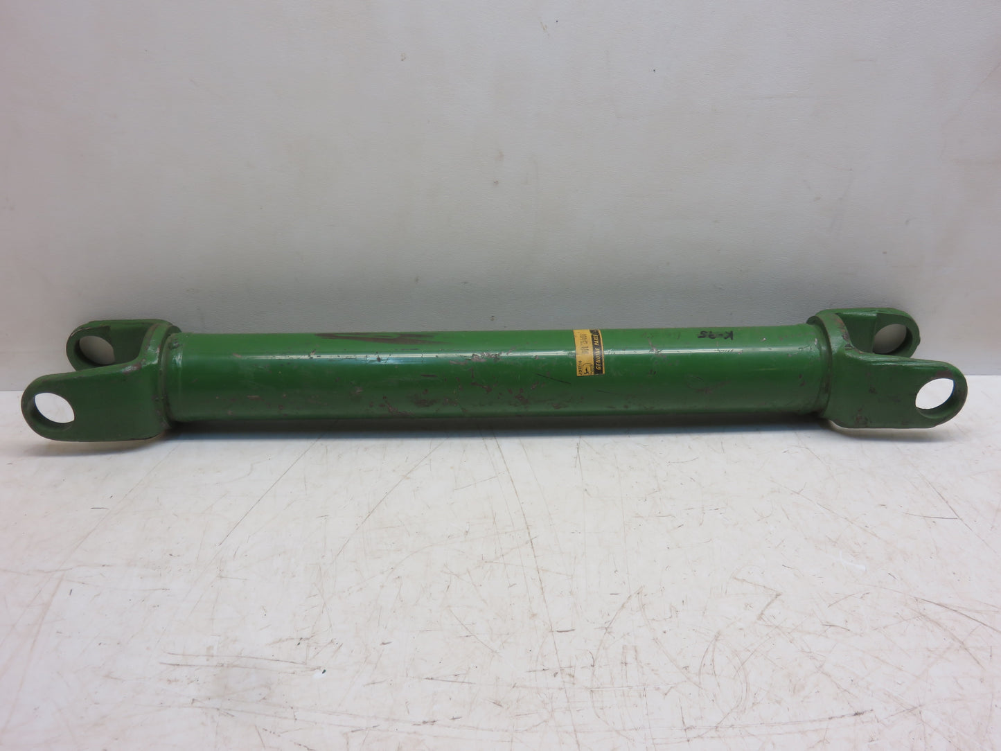 AM3407E John Deere NOS PTO Yoke And Tube For 14T Baler