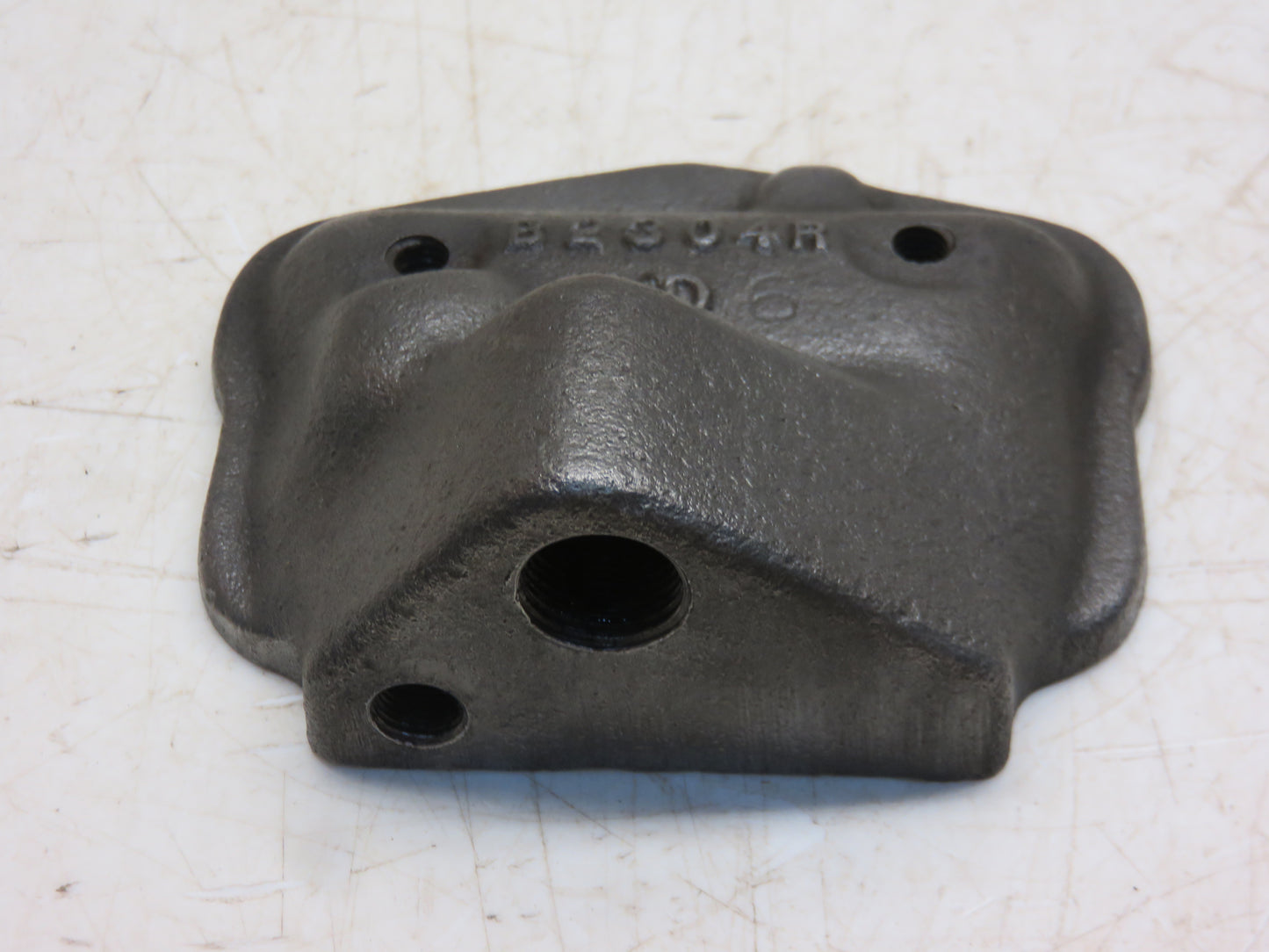 B2304R John Deere Oil Filter Head Cover For B, 50, 520, 530