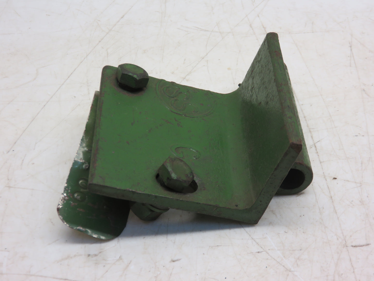 AZ3535H John Deere NOS Hydraulic Pivot Rod Support Bracket For 5 Sickle Mower