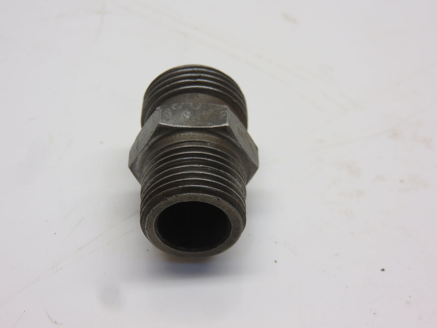 D2440R John Deere Connector Fitting For A, B, D, G, H, R, 50, 60, 70, 80, 520, 620, 720, 820