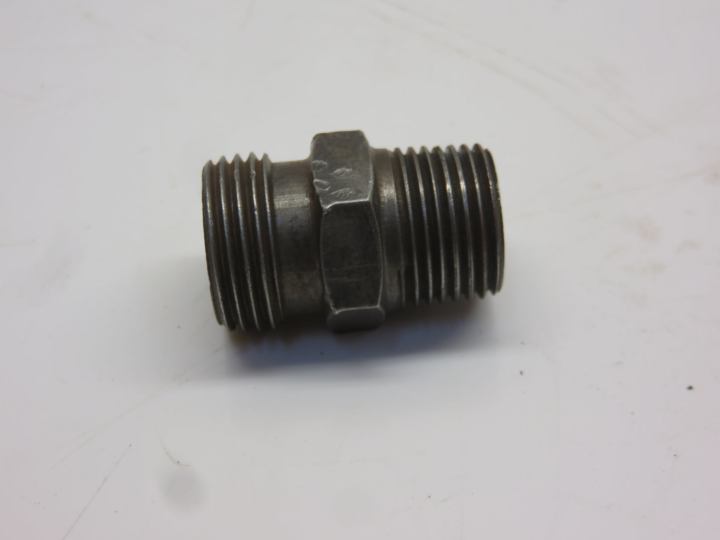 D2440R John Deere Connector Fitting For A, B, D, G, H, R, 50, 60, 70, 80, 520, 620, 720, 820