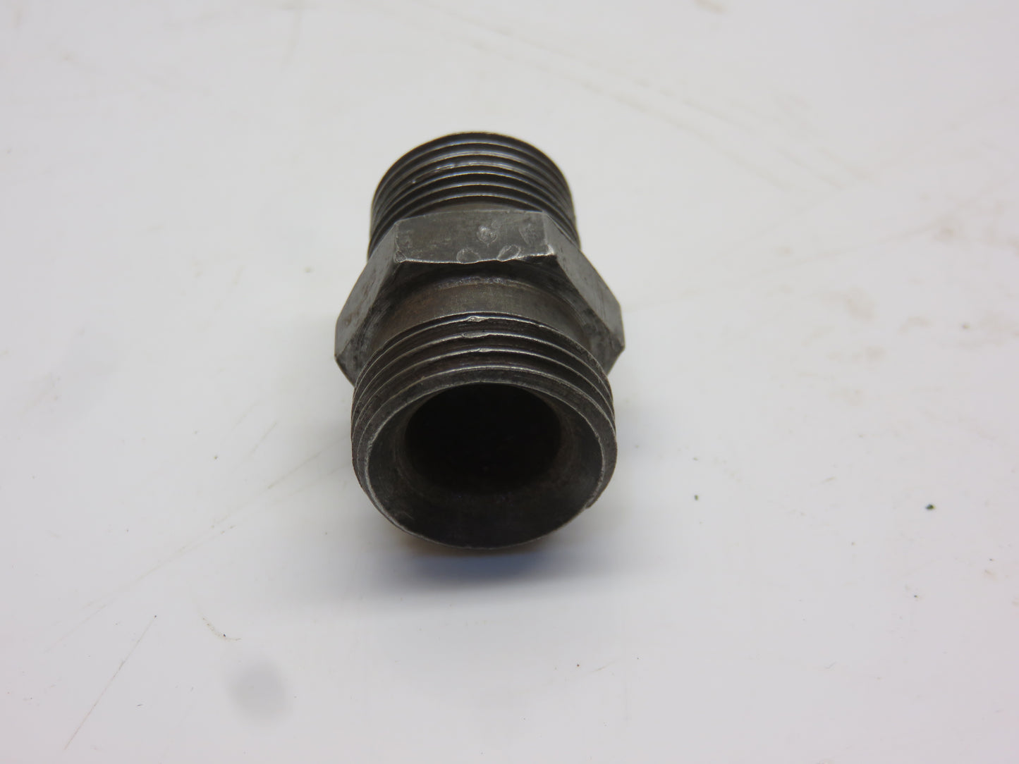 D2440R John Deere Connector Fitting For A, B, D, G, H, R, 50, 60, 70, 80, 520, 620, 720, 820