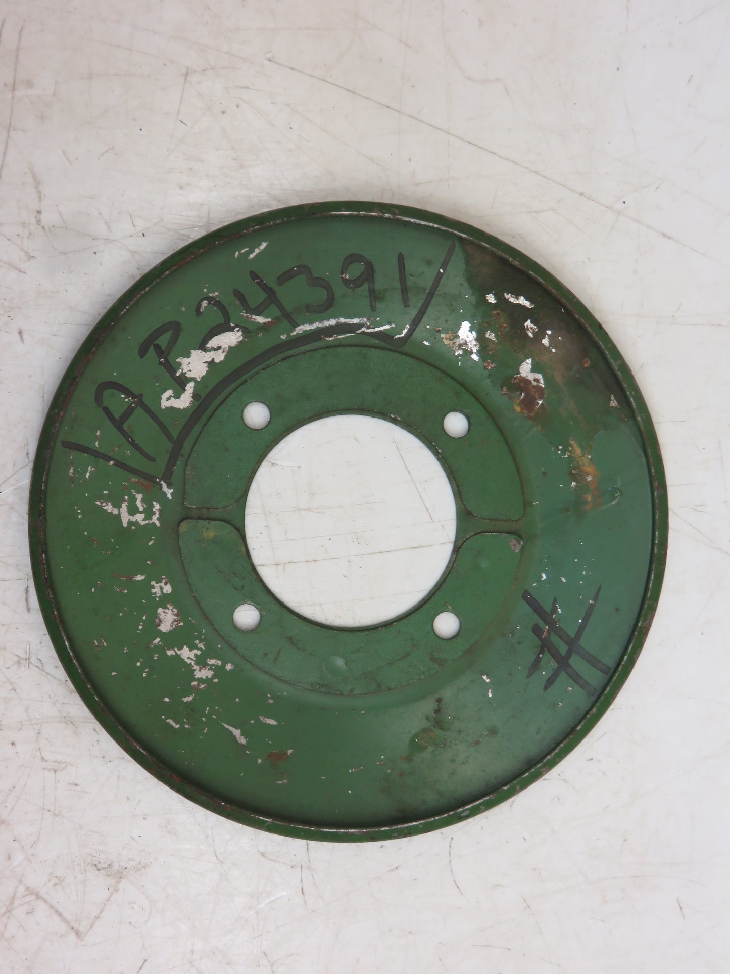 AP24391 John Deere NOS Fan Drive Half Sheeve For 30 Combine