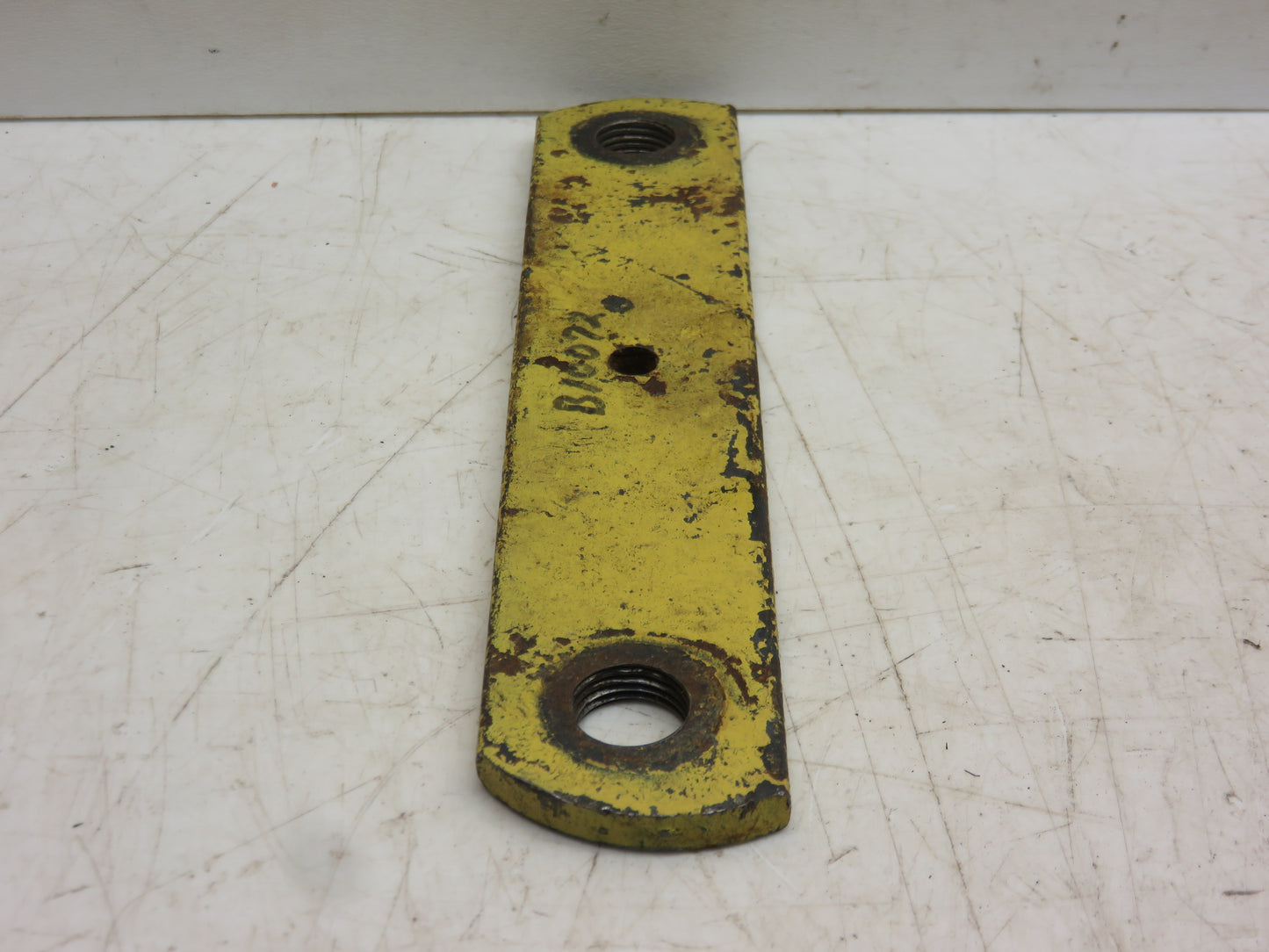 B10072B John Deere Fertilizer Opener Runner Upper Bar For 1240, 1250, 1260 Planter
