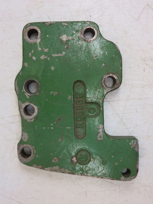 R59080, R50065 John Deere Rockshaft Control Valve Cover For 2520, 3020, 4020