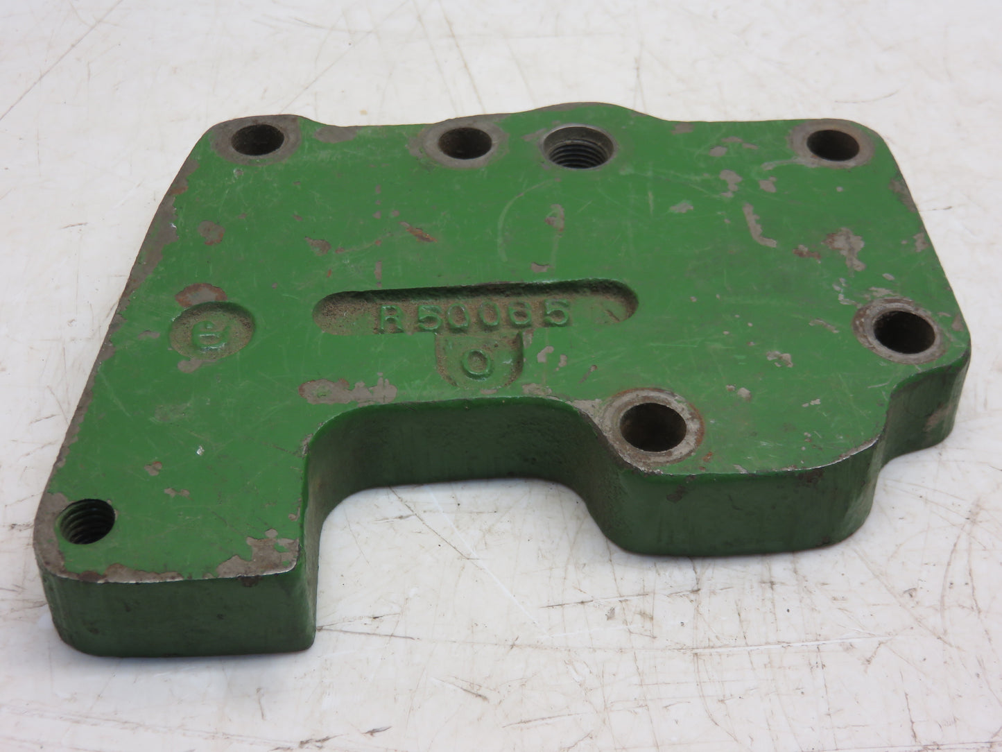 R59080, R50065 John Deere Rockshaft Control Valve Cover For 2520, 3020, 4020