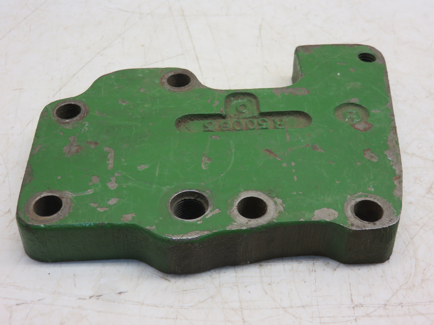 R59080, R50065 John Deere Rockshaft Control Valve Cover For 2520, 3020, 4020