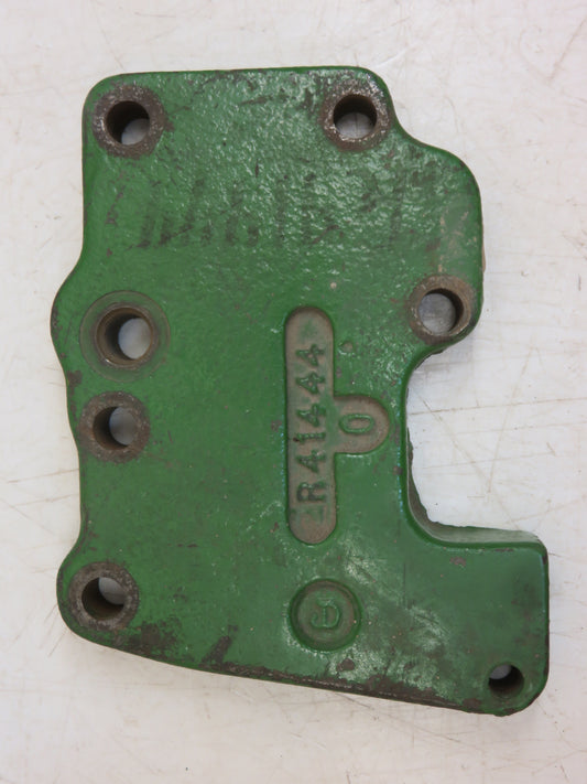 R41444, R59080 John Deere Rockshaft Control Valve Cover For 2520, 3020, 4020