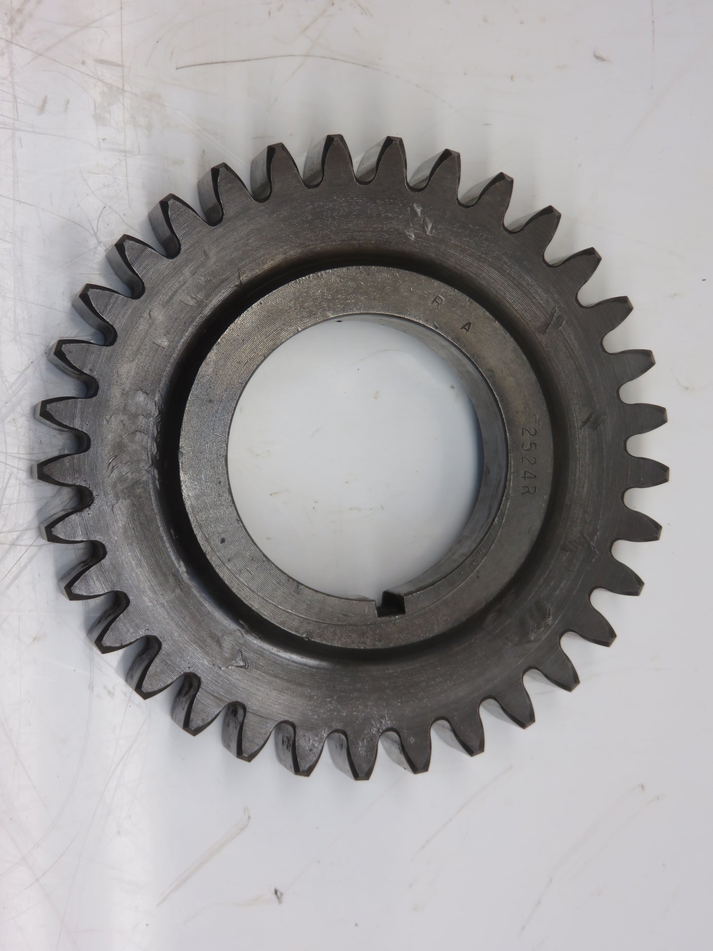 F2524R John Deere PTO Drive Gear For 720, 730