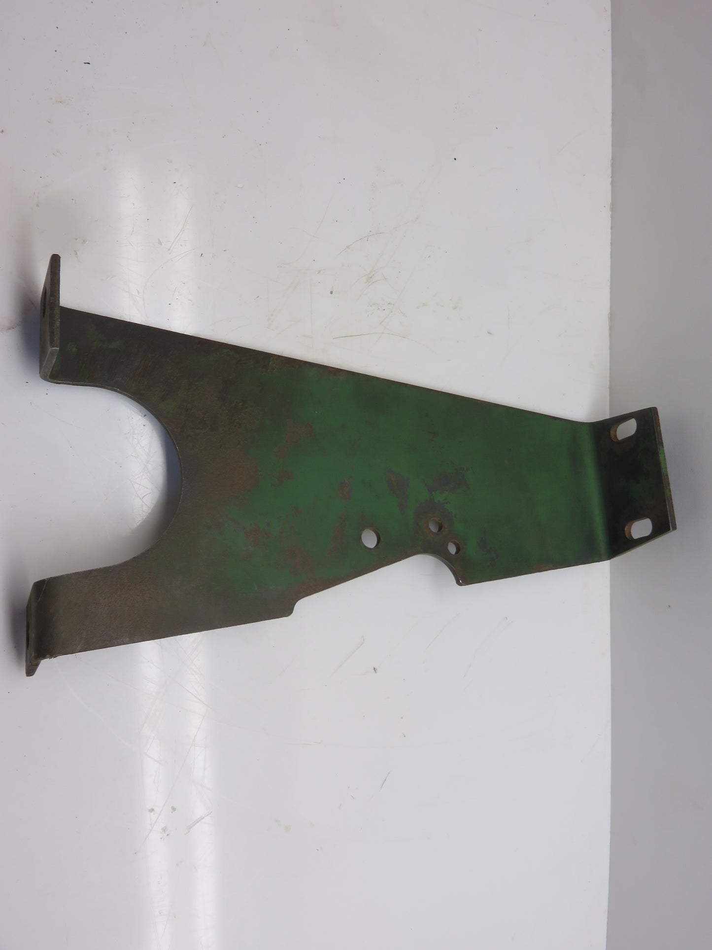 A5202R John Deere Fan Shaft Support For 60, 620, 630