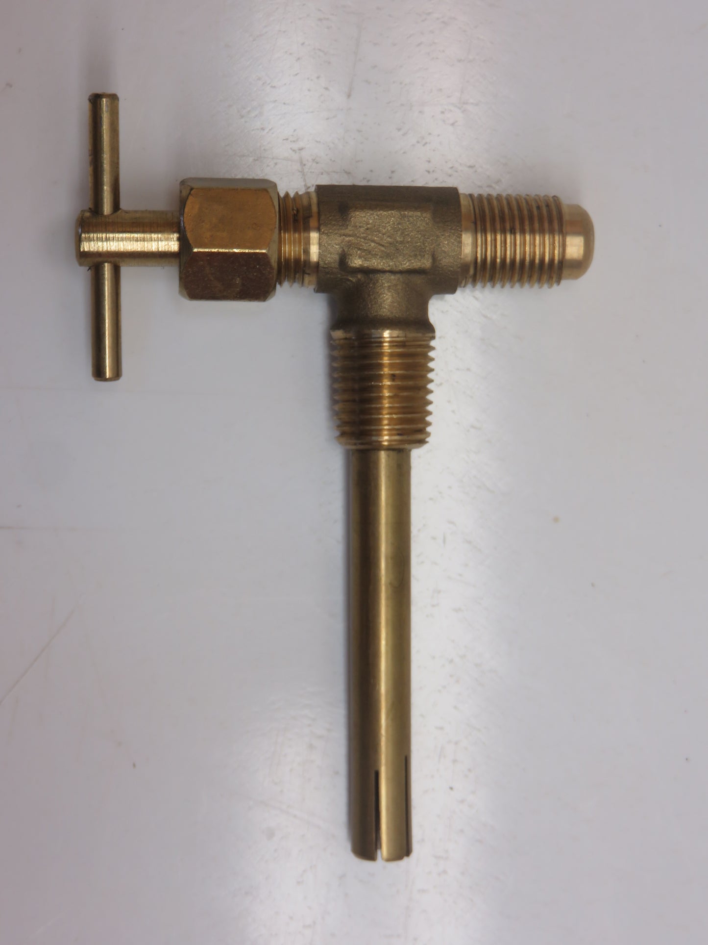 R34656 John Deere Fuel Tank Shut Off Valve For 1020, 1120, 1520, 1030, 1130, 1530, 1630,
