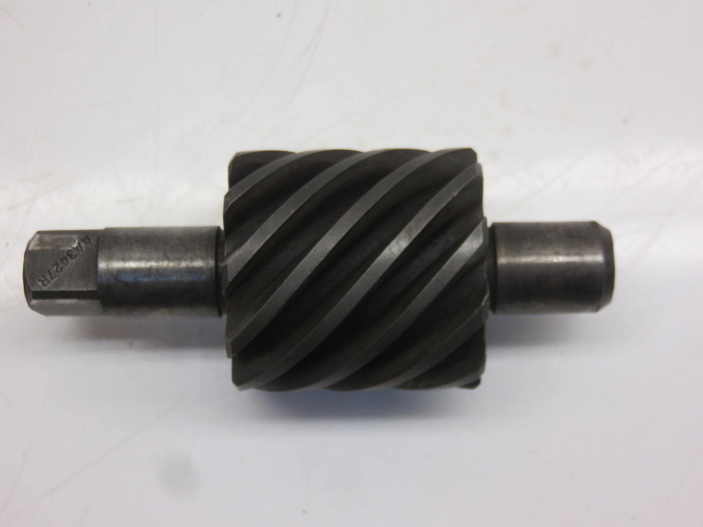 AA5479R, AA3427R John Deere Engine Oil Pump Drive Gear And Shaft For A, B, G