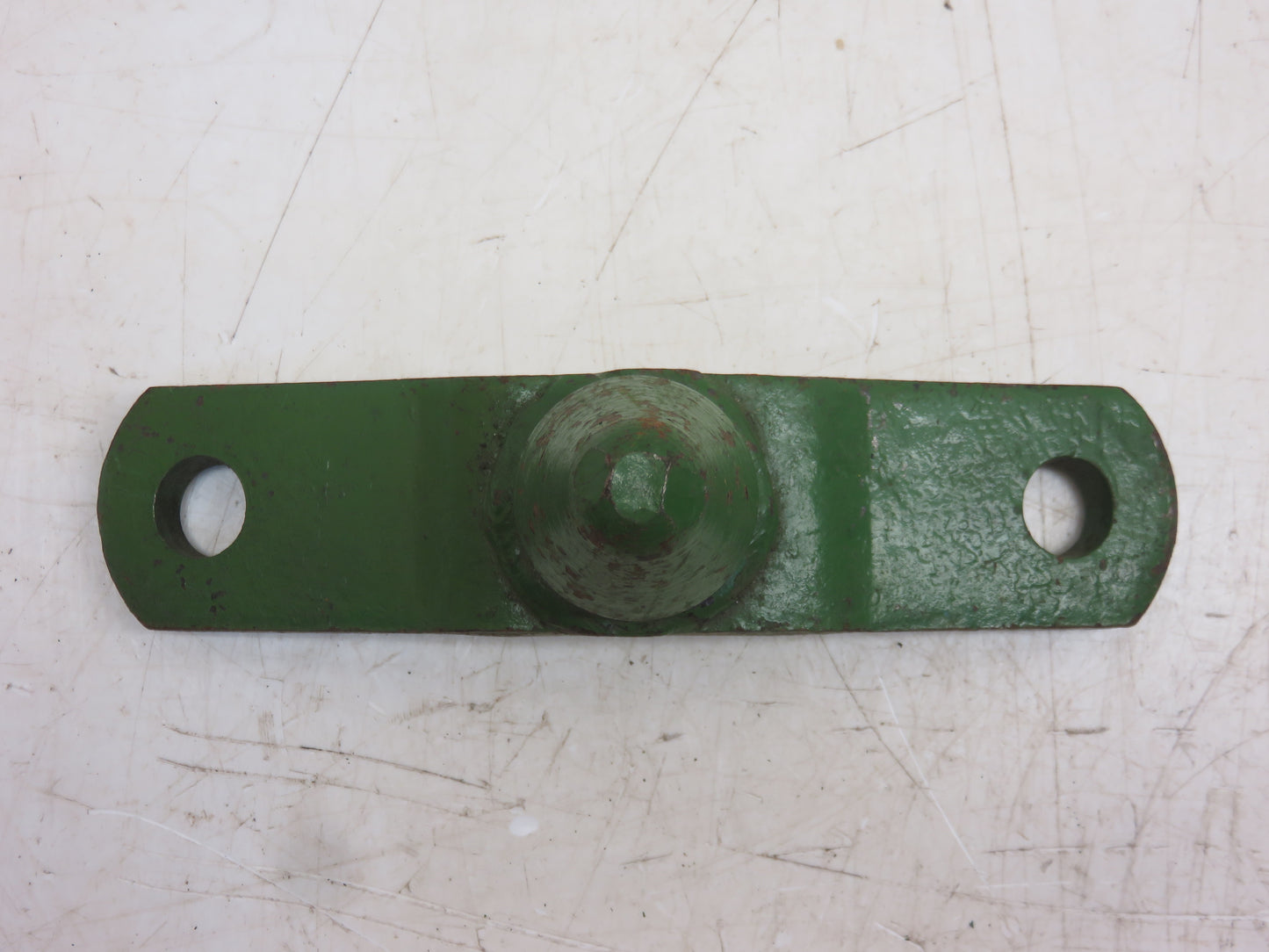 CA2053AN John Deere NOS Cultivator Front Pin For A, B, G