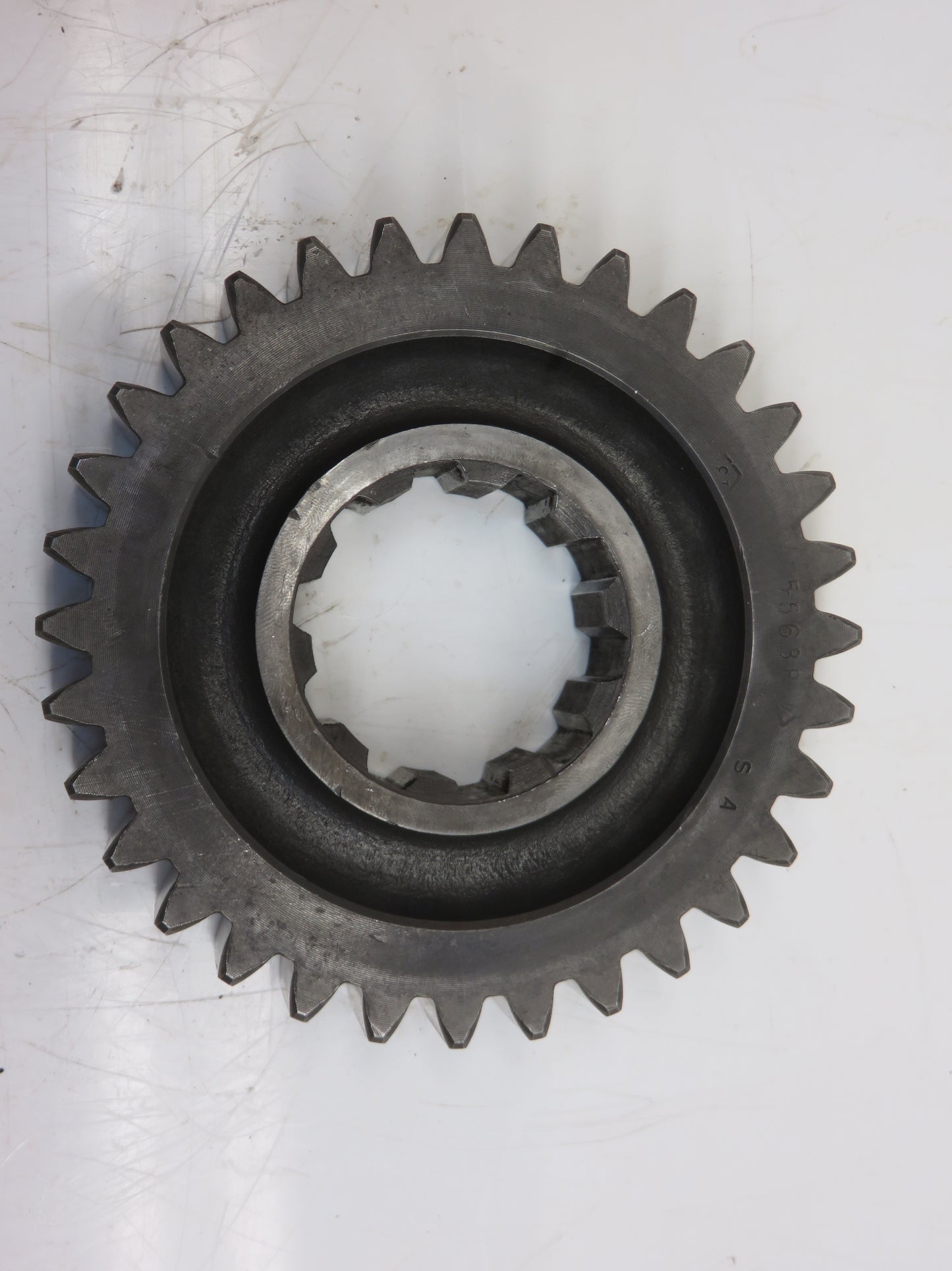 A5563R John Deere Second And Fifth Speed Countershaft Gear For 620, 630