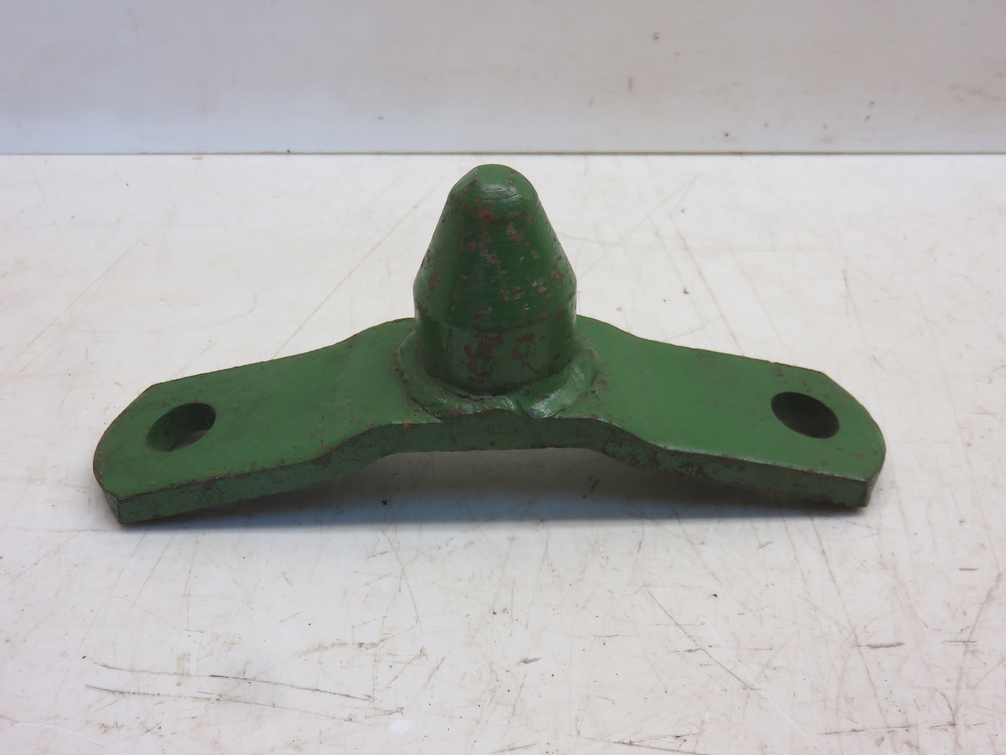 CA2053AN John Deere NOS Cultivator Front Pin For A, B, G