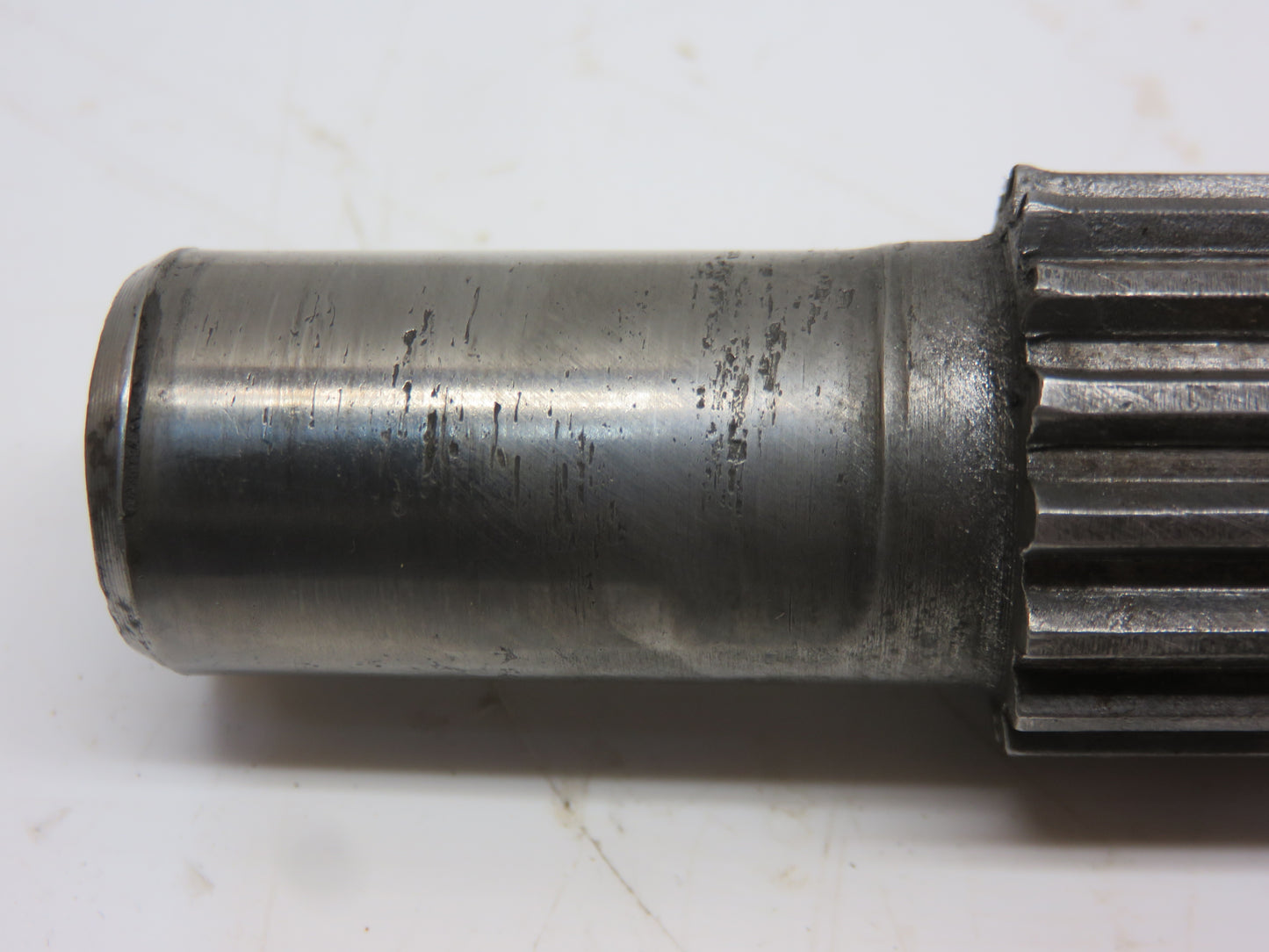 R26803 John Deere Clutch Fork Shaft For 3010, 4010