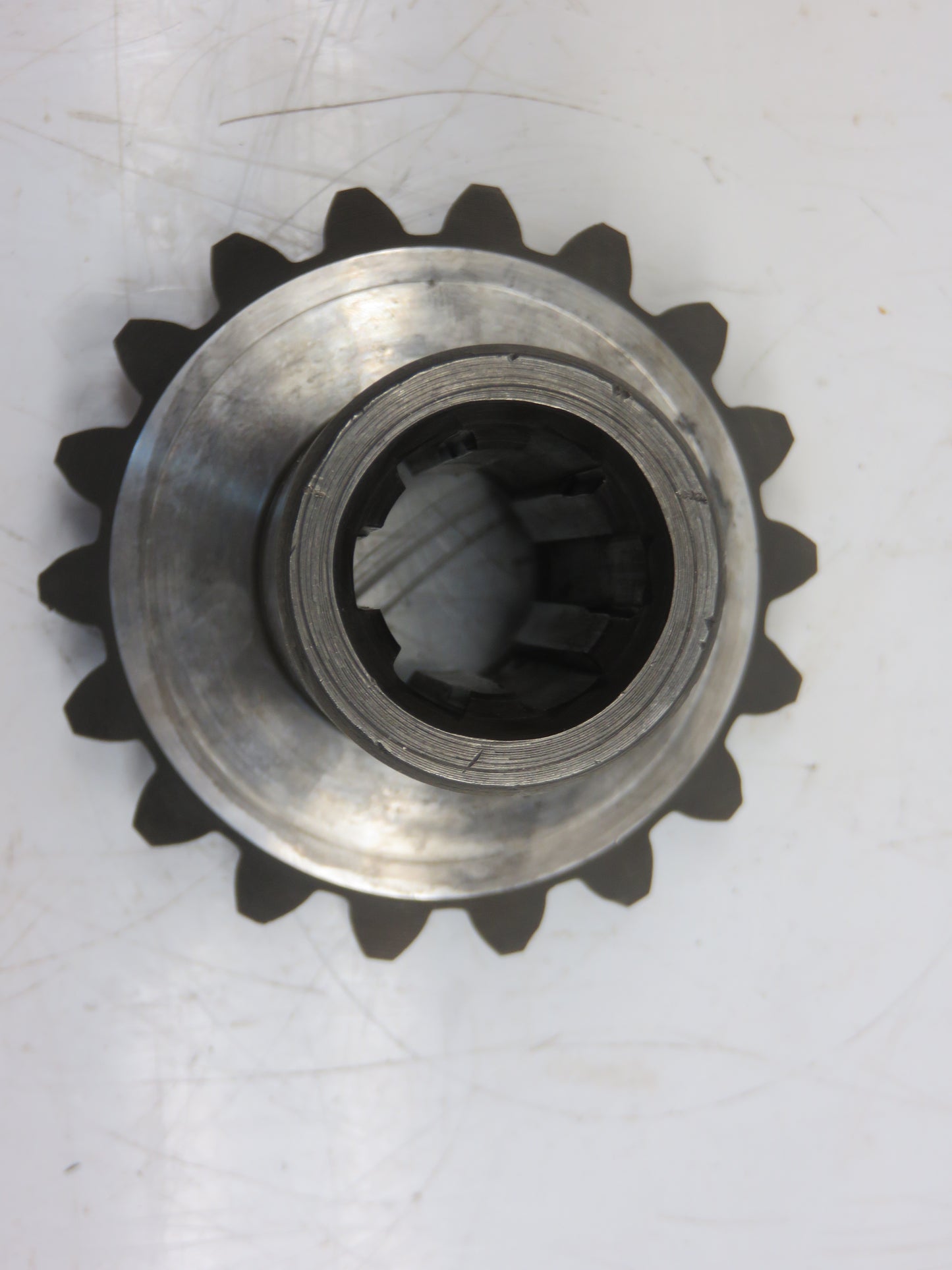 A5664R John Deere PTO Bevel Driven Gear For 620, 630