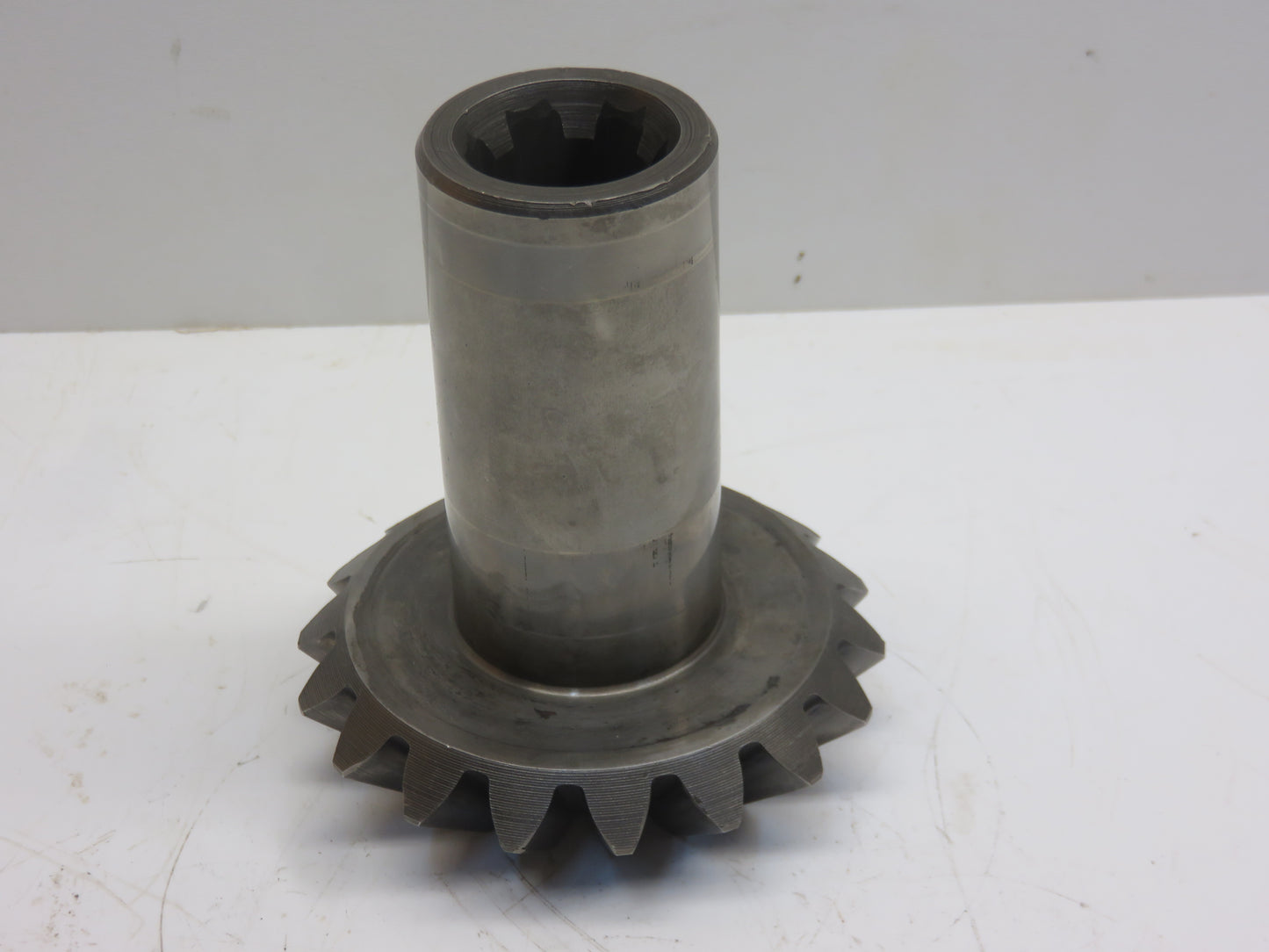 A5664R John Deere PTO Bevel Driven Gear For 620, 630