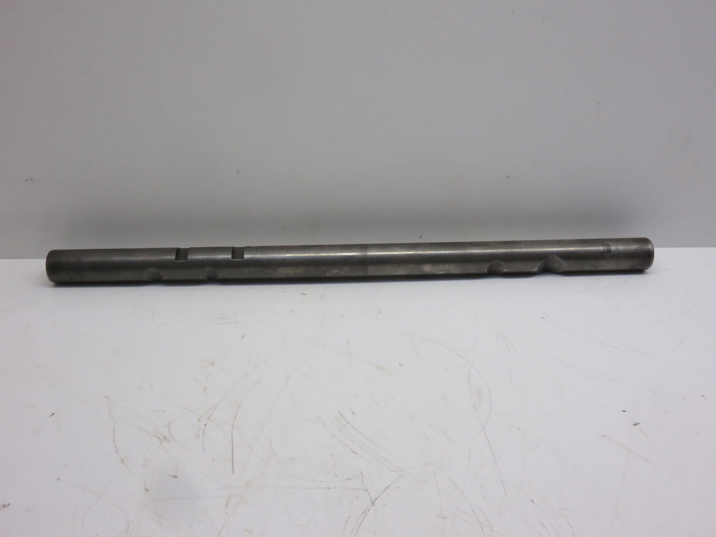 A5864R John Deere Second And Fifth Shifter Shaft For 620, 630