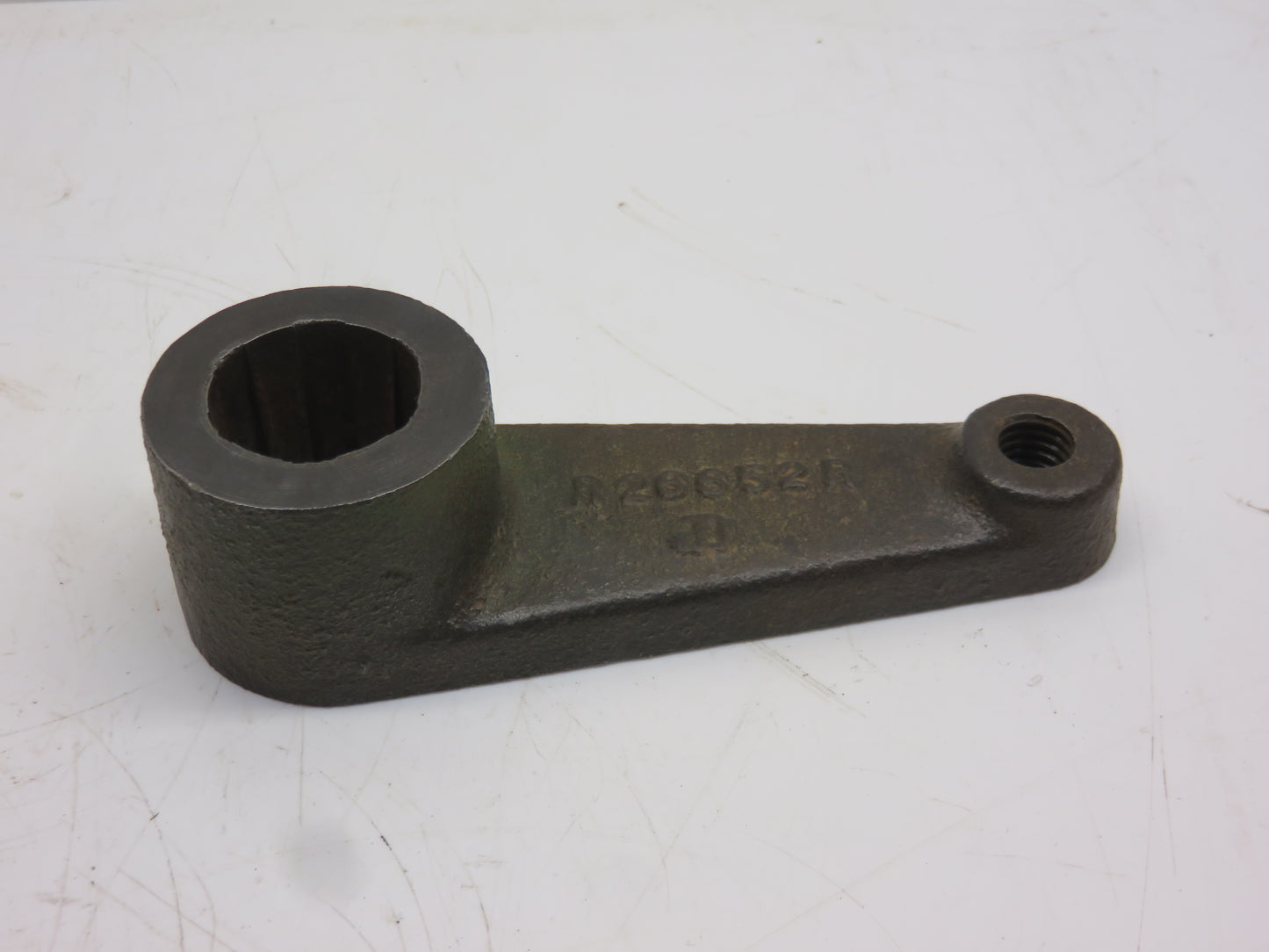 R26652 John Deere Clutch Fork Shaft Lever For 2510, 2520, 3010, 3020, 4010, 4000, 4020, 4520