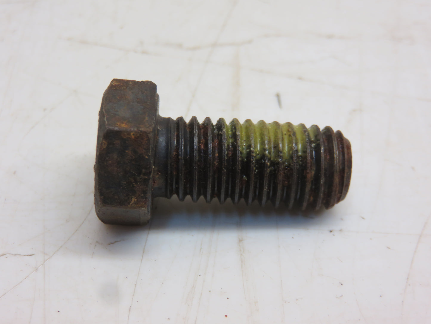 R28029 John Deere NOS Flywheel Bolt For 1020, 1120, 1520, 1530, 1830, 2030, 2130