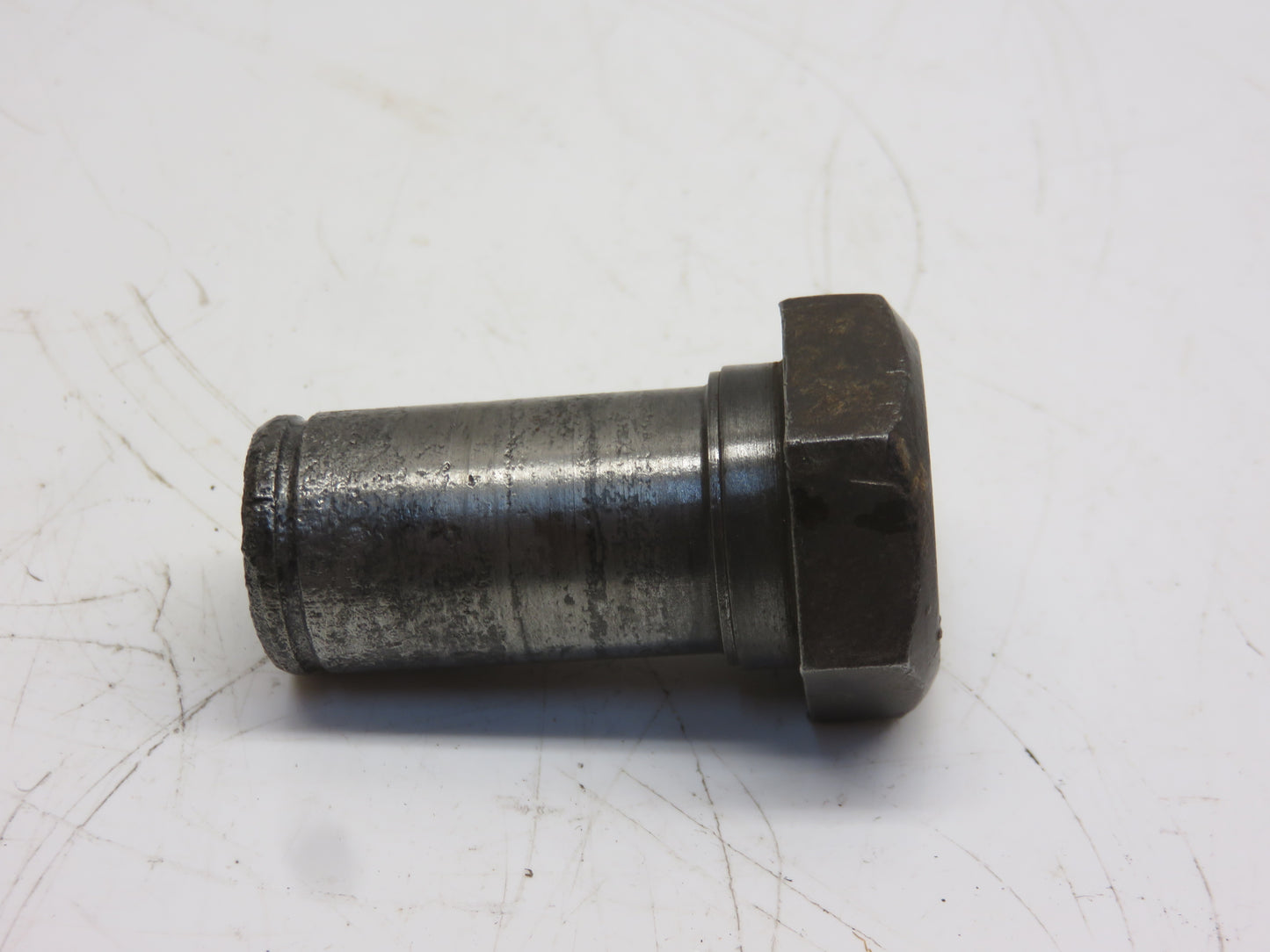 AF2889R John Deere Oil Filter Nut For A, B, D, G, R, 50, 60, 70, 80