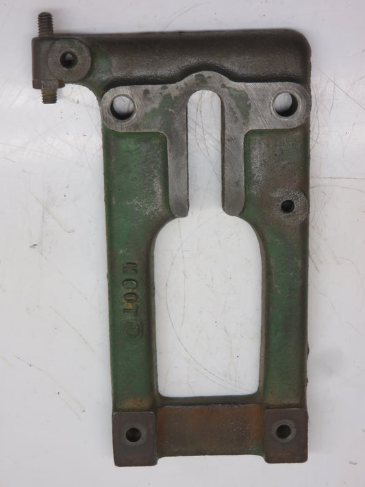 M60T John Deere Fan Support Bracket For M, MI, MT