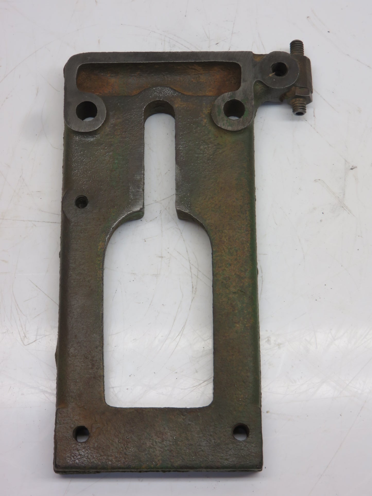 M60T John Deere Fan Support Bracket For M, MI, MT