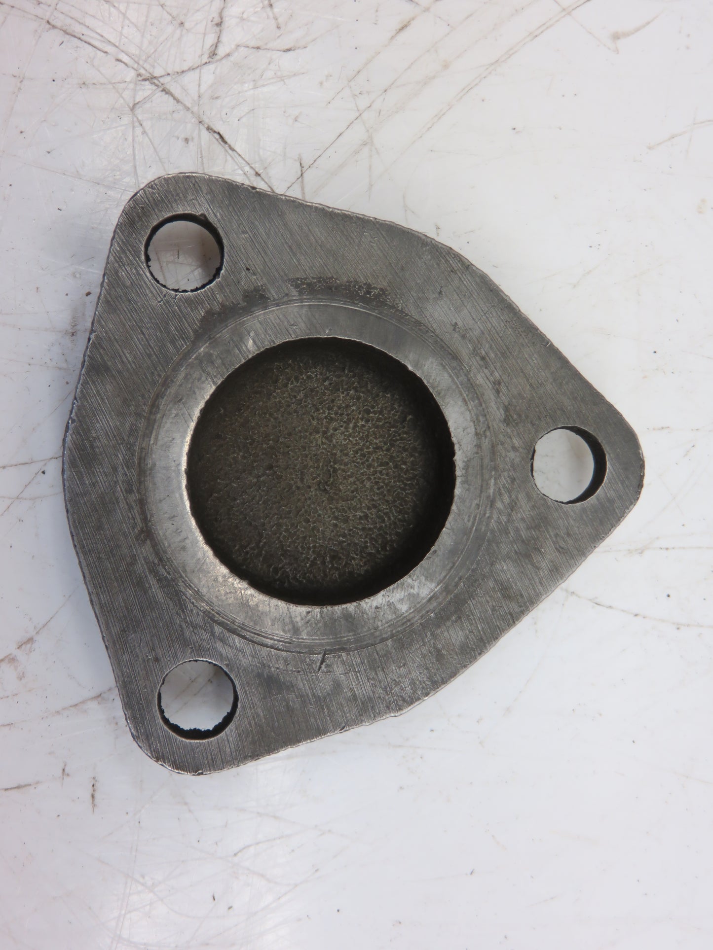 AM3669T, M934T John Deere Steering Worm Bearing Cover For MT, 40, 320, 420