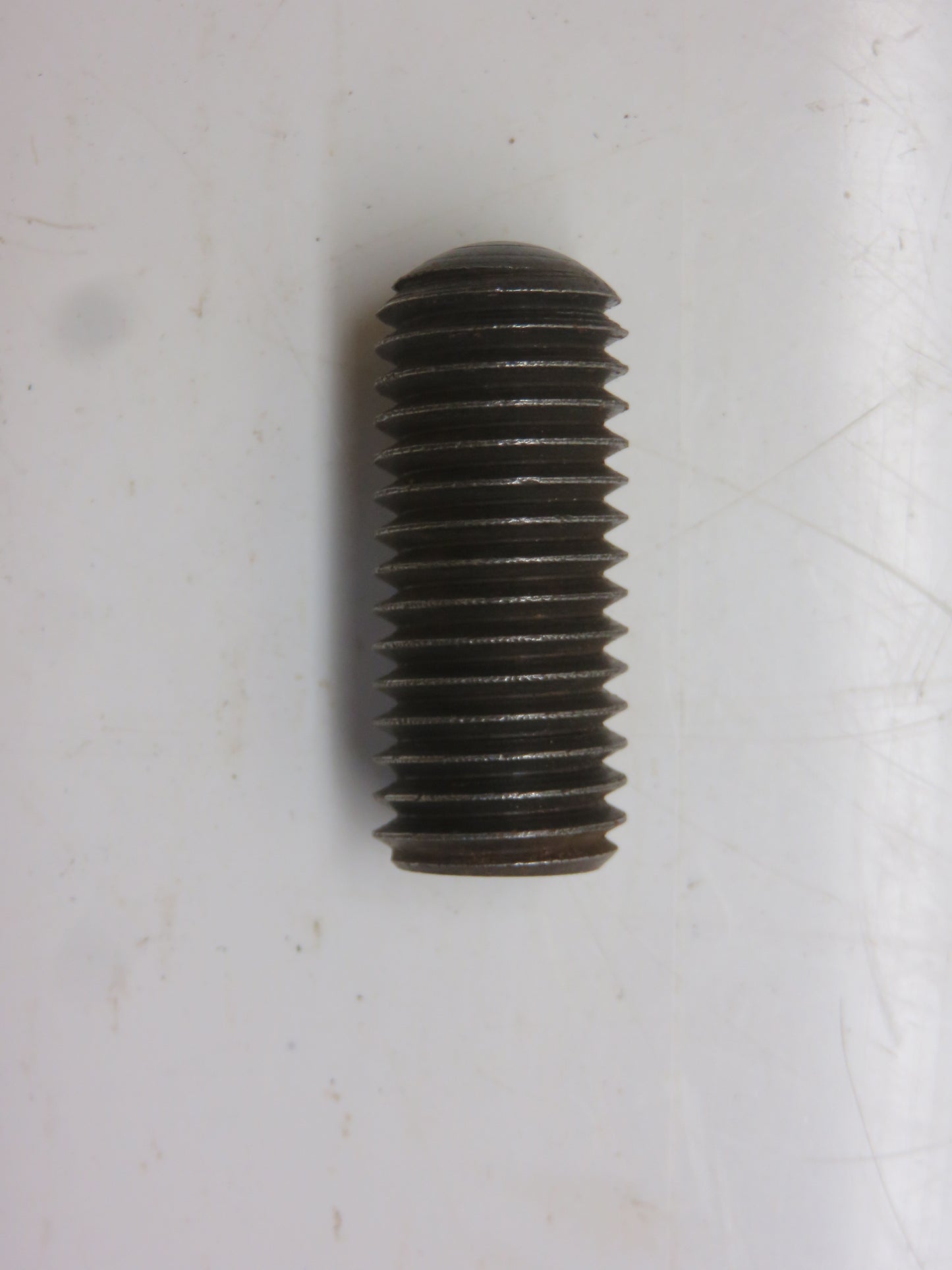 22H703A John Deere Set Screw For 40, 320, 420, 330, 430