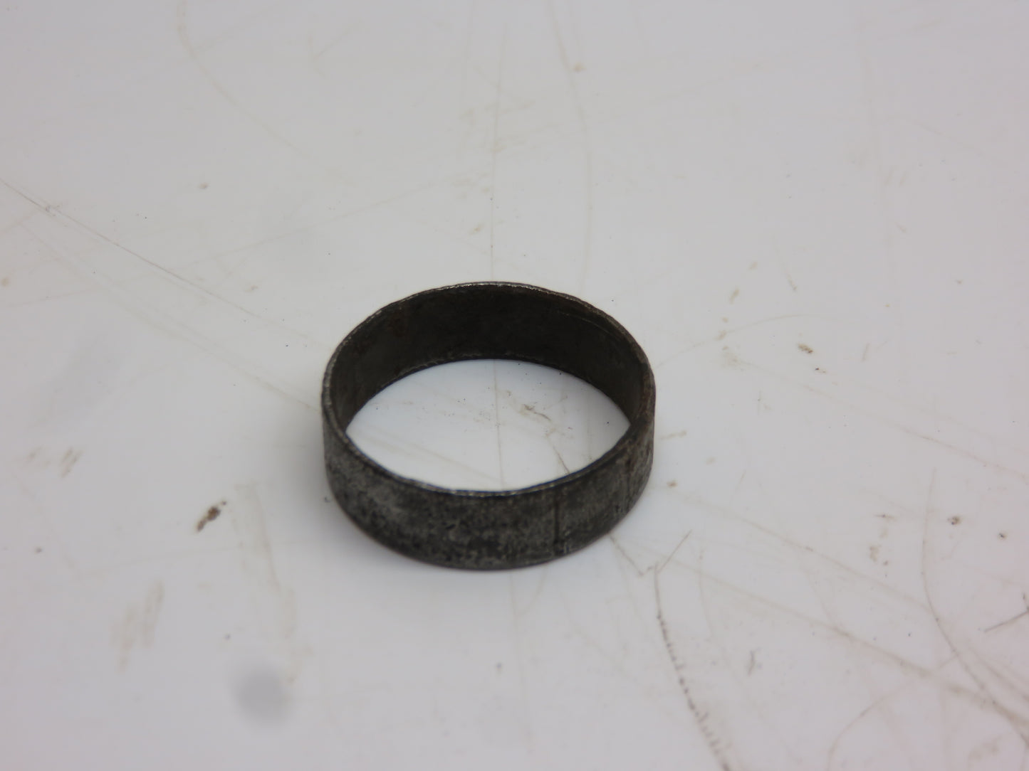 A2530R John Deere Oil Filter End Plate Spacer For A, B, D, G, H, R, 50, 60, 70, 520, 620, 720