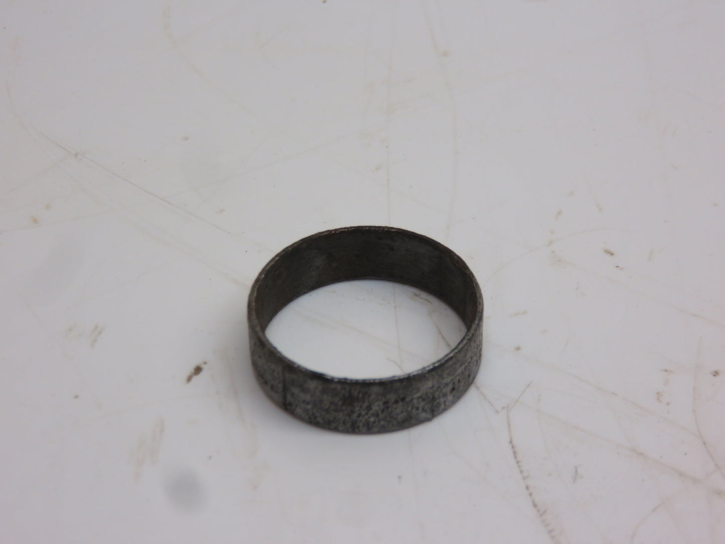 A2530R John Deere Oil Filter End Plate Spacer For A, B, D, G, H, R, 50, 60, 70, 520, 620, 720