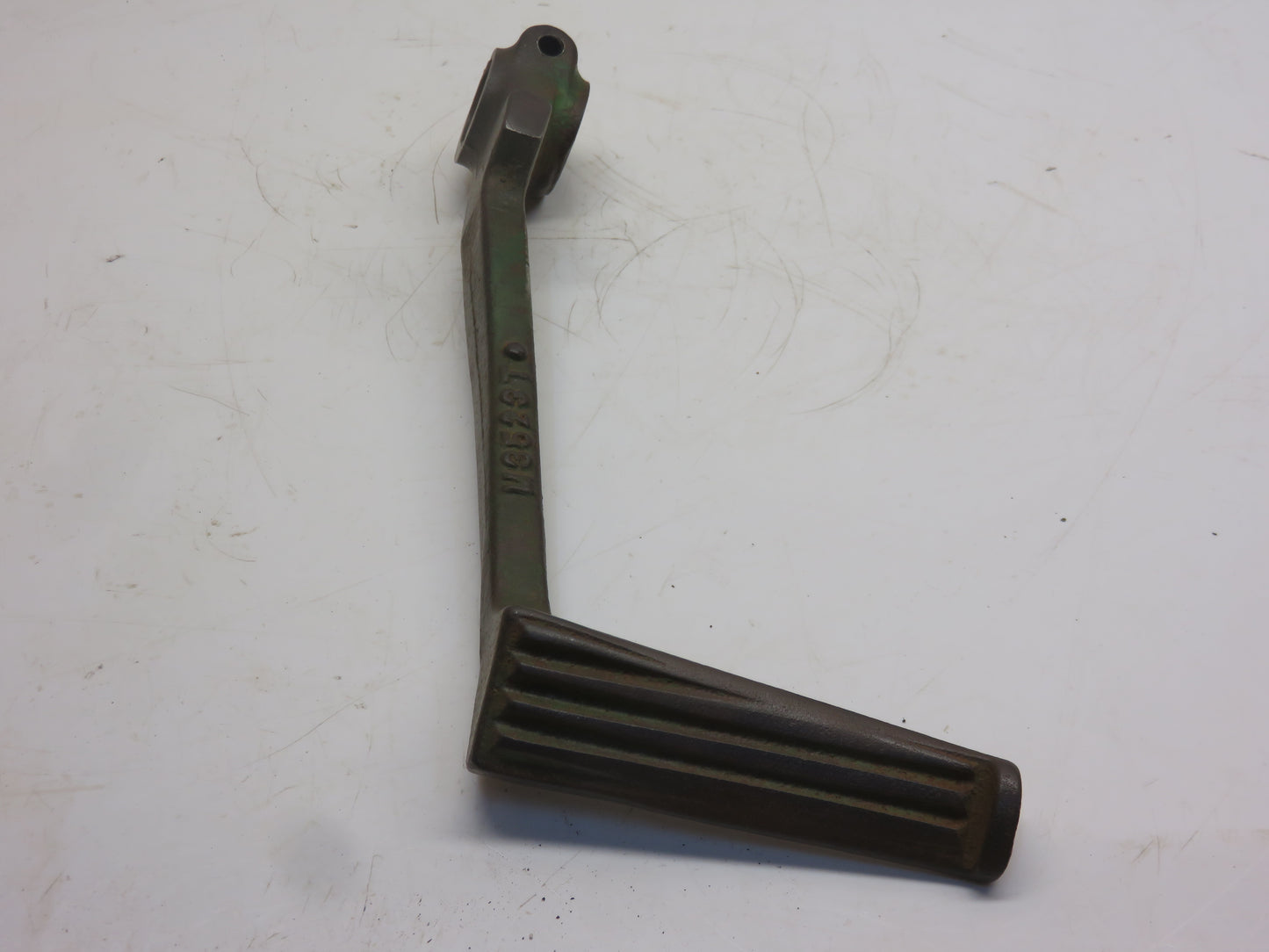 M4331T, M3523T John Deere Clutch Pedal For 420, 430, 435