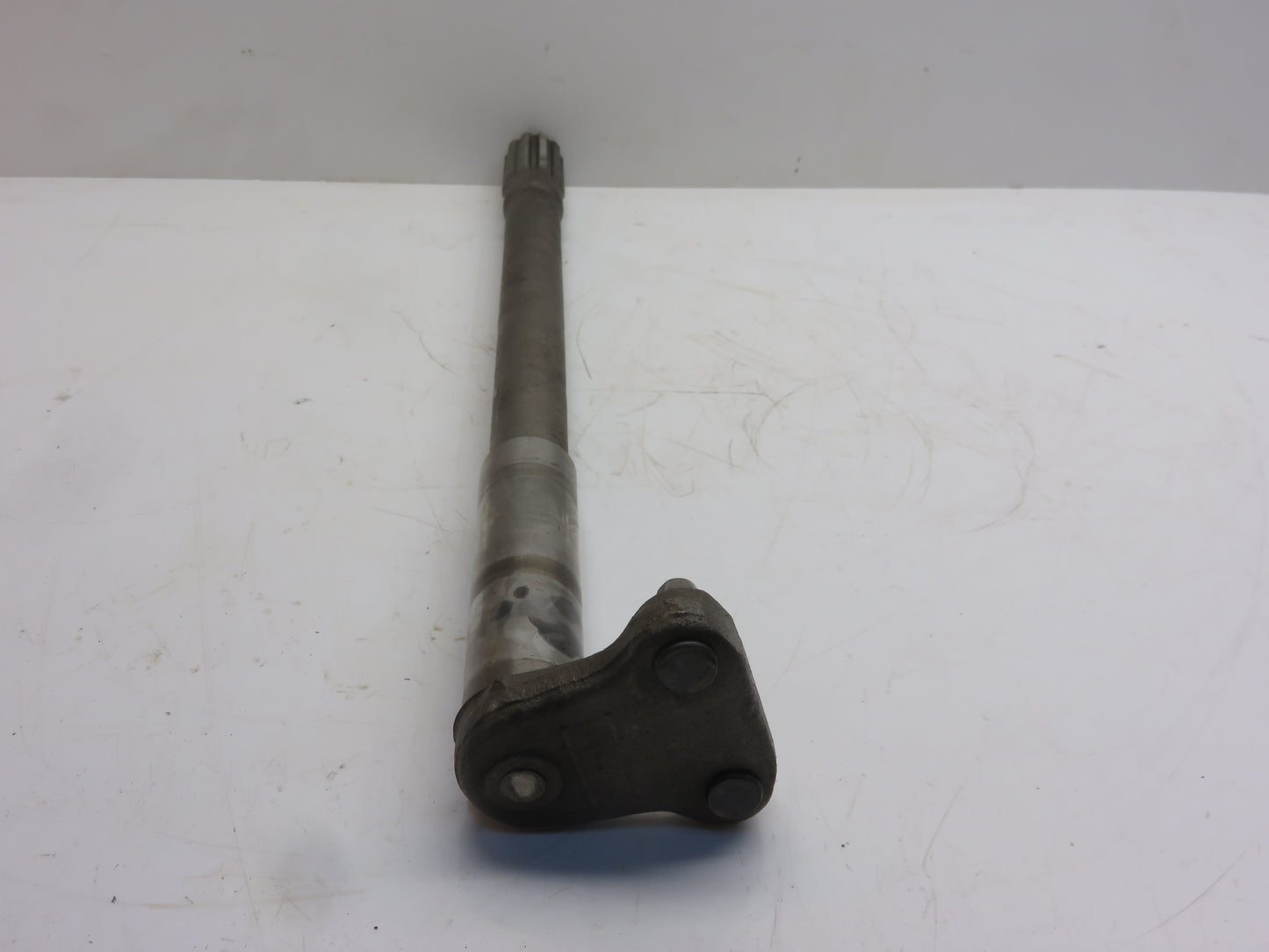 AM2381T, AM1027T John Deere Steering Shaft With Studs For MT, 40