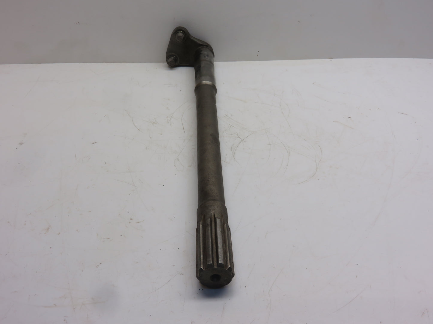 AM2381T, AM1027T John Deere Steering Shaft With Studs For MT, 40