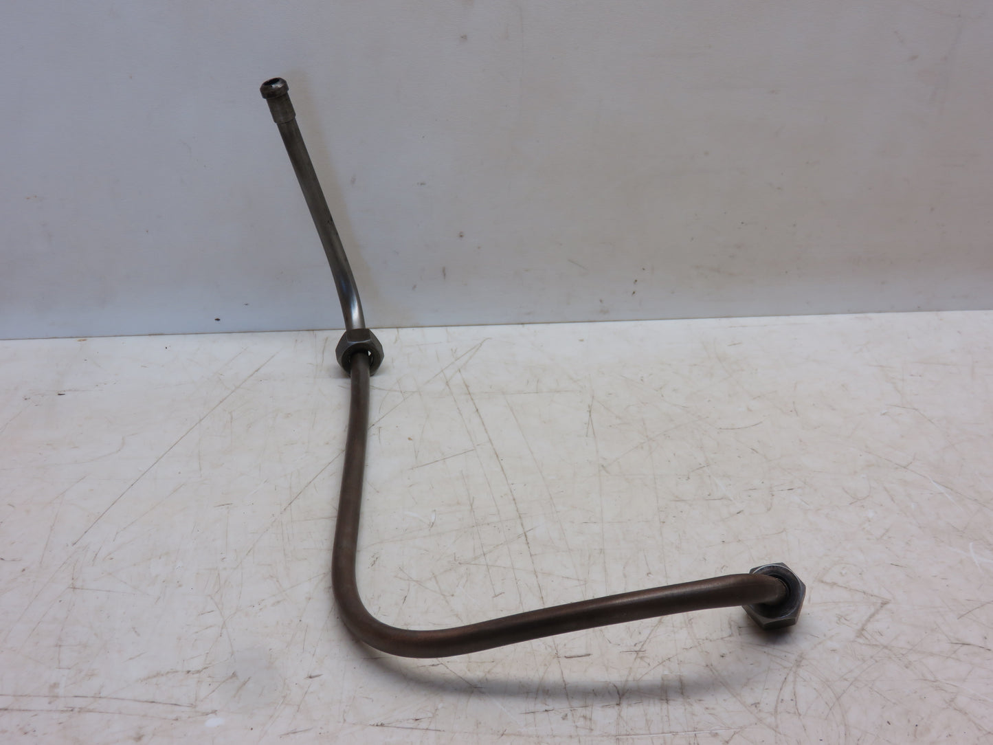 AF264R John Deere Left Hand Main Bearing Oil Line For G
