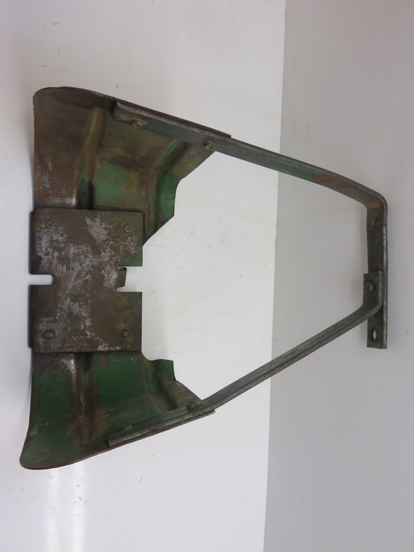 AM1020T, AM277T John Deere PTO Shield For M, MT