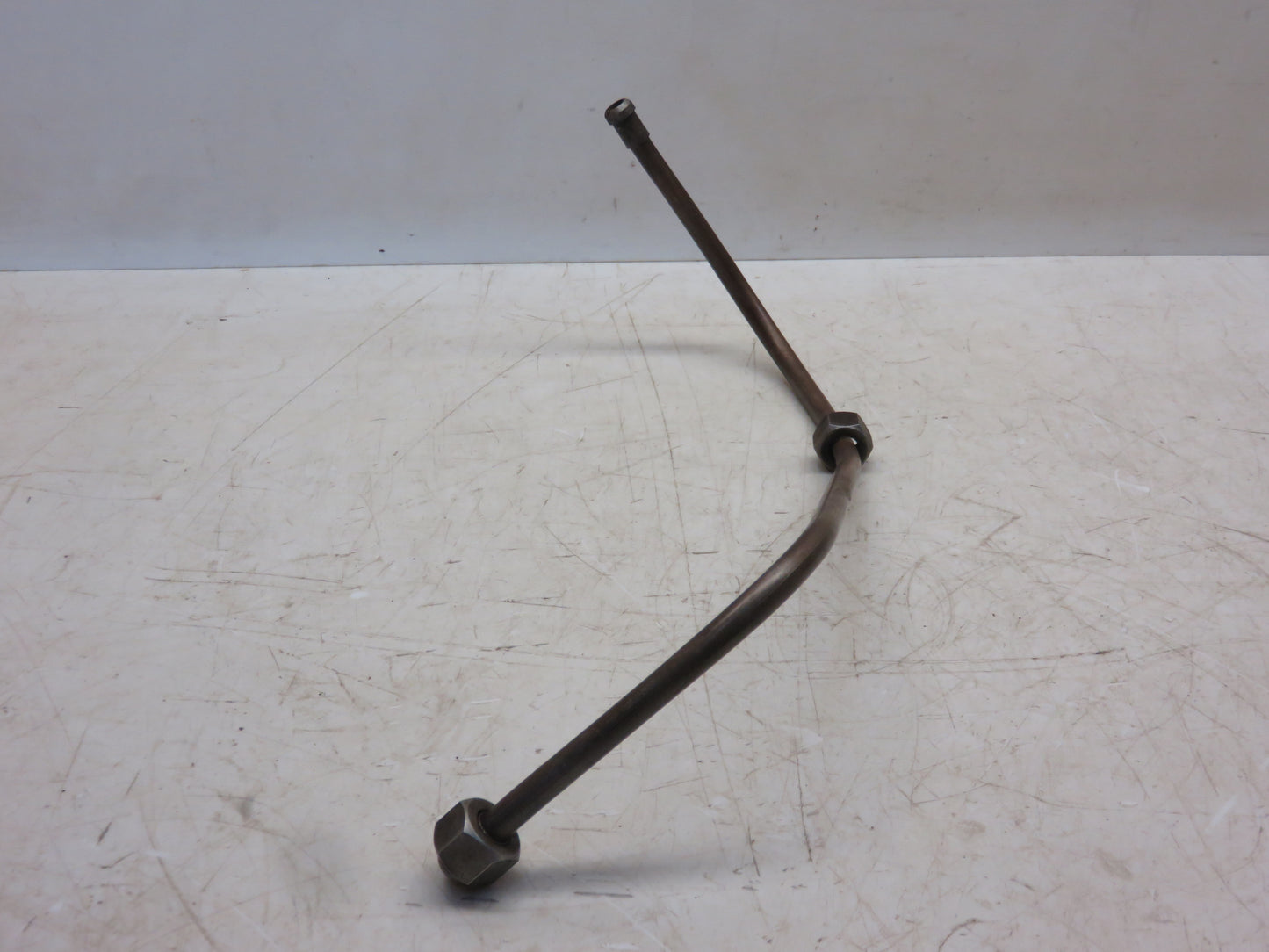 AF263R John Deere Right Hand Main Bearing Oil Line For G