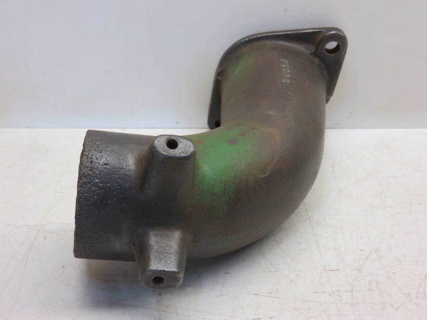 F456R John Deere Radiator Water Inlet Elbow For G